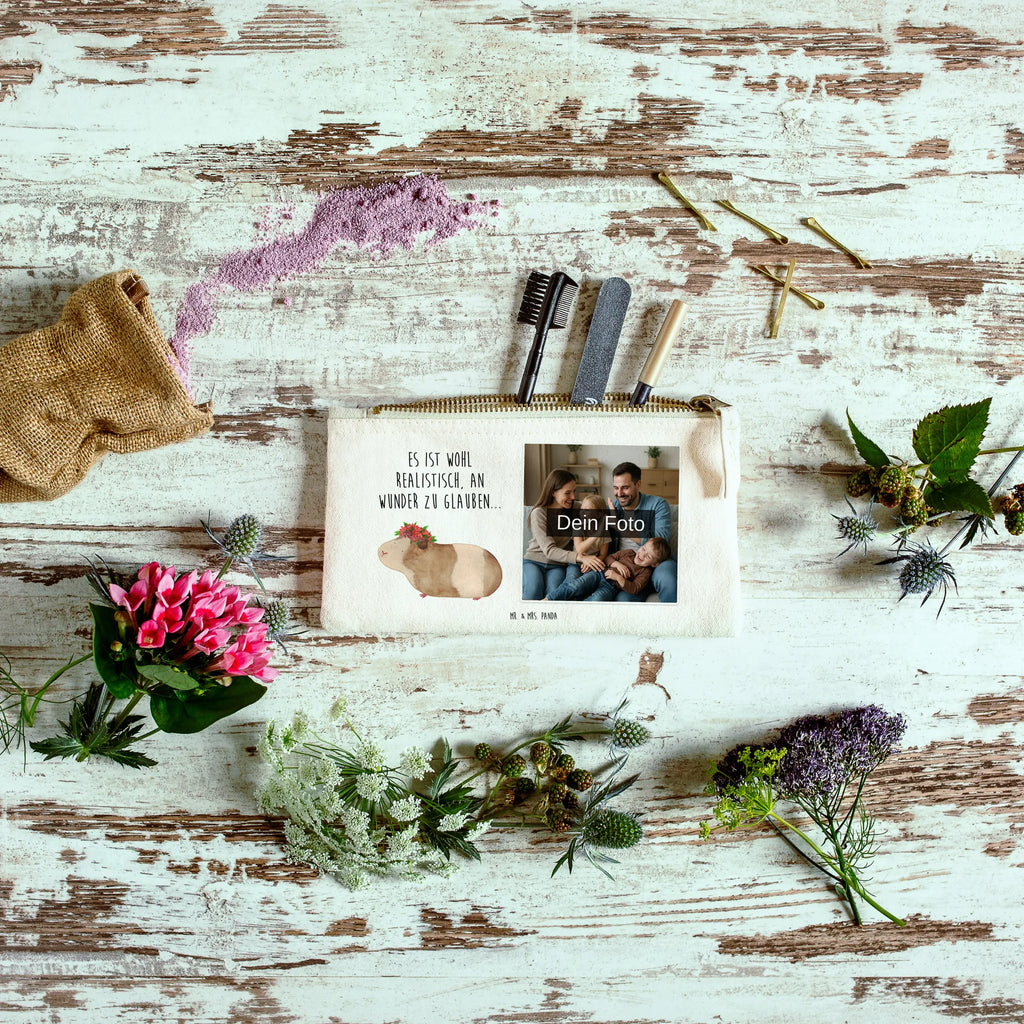 Personalisierte Foto Schminktasche Meerschweinchen Weisheit Schminktasche Mit Muster Und Foto, Schminktasche Stoff Mit Eigenem Foto, Schminktasche Groß Mit Bild, Stiftetasche Mit Eigenem Foto, Personalisierte Schminktasche Mit Foto, Schminktasche Tiermotiv Mit Eigenem Bild, Aufbewahrung Für Schminke Mit Foto, Kosmetiktasche Für Handtasche Mit Foto, Kulturbeutel Damen Mit Foto, Schminkbeutel Mit Fotodruck, Schminktasche Zum Aufhängen Mit Bild, Schminktasche Mit Reißverschluss Und Foto, Schminktasche Klein Mit Foto, Schminktäschchen Mit Bild, Schminktasche Für Teenager Mit Bild, Schminktasche Für Unterwegs Mit Foto, Schminktasche Mit Foto, Kosmetiktasche Damen Mit Bild, Schminktasche Nachhaltig Mit Bild, Schminktasche Mit Fächern Und Bild, Schminktasche Leder Mit Fotodruck, Schminktasche Geschenk Mit Foto, Reise-Kosmetiktasche Mit Eigenem Motiv, Kosmetiktasche Mit Foto, Schminktasche Für Mädchen Mit Foto, Schminktasche Reise Mit Foto, Make-Up Tasche Mit Foto, Schminktasche Mit Eigenem Bild, Kosmetiktasche Organizer Mit Foto, Schminktasche Blumen Mit Foto, Stifteaufbewahrung Mit Bild, Schminktasche Mit Wunschfoto, Kosmetiktasche Zum Mitnehmen Mit Bild, Tiermotive, Gute Laune, lustige Sprüche, Tiere, Wunder, Meeries, Meerie, Spruch, Wunderland, Realität, Blumenkind, Motivation, Meerschweinchen, Weisheit