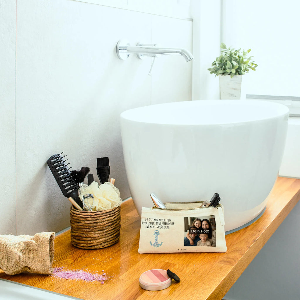 Personalisierte Foto Schminktasche Anker Blau Schminktasche Mit Reißverschluss Und Foto, Make-Up Tasche Mit Foto, Stiftetasche Mit Eigenem Foto, Schminktasche Für Mädchen Mit Foto, Schminktasche Nachhaltig Mit Bild, Kosmetiktasche Damen Mit Bild, Schminktasche Tiermotiv Mit Eigenem Bild, Schminktasche Stoff Mit Eigenem Foto, Schminkbeutel Mit Fotodruck, Kosmetiktasche Zum Mitnehmen Mit Bild, Kosmetiktasche Mit Foto, Kulturbeutel Damen Mit Foto, Aufbewahrung Für Schminke Mit Foto, Schminktasche Mit Fächern Und Bild, Schminktasche Mit Foto, Schminktasche Für Teenager Mit Bild, Schminktasche Für Unterwegs Mit Foto, Schminktasche Blumen Mit Foto, Schminktasche Mit Wunschfoto, Schminktasche Klein Mit Foto, Personalisierte Schminktasche Mit Foto, Schminktasche Mit Eigenem Bild, Schminktasche Mit Muster Und Foto, Schminktasche Groß Mit Bild, Stifteaufbewahrung Mit Bild, Kosmetiktasche Organizer Mit Foto, Schminktäschchen Mit Bild, Reise-Kosmetiktasche Mit Eigenem Motiv, Schminktasche Geschenk Mit Foto, Schminktasche Leder Mit Fotodruck, Schminktasche Reise Mit Foto, Kosmetiktasche Für Handtasche Mit Foto, Schminktasche Zum Aufhängen Mit Bild, Tiermotive, Gute Laune, lustige Sprüche, Tiere