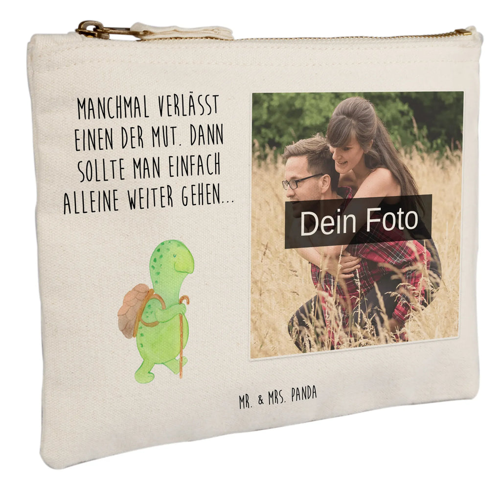 Personalisierte Foto Schminktasche Schildkröte Wanderer Schminktasche Mit Fächern Und Bild, Schminktasche Mit Eigenem Bild, Schminktäschchen Mit Bild, Schminktasche Leder Mit Fotodruck, Schminktasche Mit Muster Und Foto, Kosmetiktasche Organizer Mit Foto, Kosmetiktasche Mit Foto, Schminktasche Mit Wunschfoto, Schminktasche Blumen Mit Foto, Schminktasche Tiermotiv Mit Eigenem Bild, Schminktasche Klein Mit Foto, Schminktasche Für Unterwegs Mit Foto, Schminkbeutel Mit Fotodruck, Schminktasche Groß Mit Bild, Reise-Kosmetiktasche Mit Eigenem Motiv, Kulturbeutel Damen Mit Foto, Kosmetiktasche Für Handtasche Mit Foto, Make-Up Tasche Mit Foto, Personalisierte Schminktasche Mit Foto, Schminktasche Nachhaltig Mit Bild, Schminktasche Mit Foto, Stiftetasche Mit Eigenem Foto, Schminktasche Mit Reißverschluss Und Foto, Stifteaufbewahrung Mit Bild, Schminktasche Zum Aufhängen Mit Bild, Schminktasche Reise Mit Foto, Kosmetiktasche Zum Mitnehmen Mit Bild, Aufbewahrung Für Schminke Mit Foto, Schminktasche Stoff Mit Eigenem Foto, Schminktasche Für Mädchen Mit Foto, Kosmetiktasche Damen Mit Bild, Schminktasche Geschenk Mit Foto, Schminktasche Für Teenager Mit Bild, Schildkröte, Motivationsspruch, Motivation, Schildkröten, Motivationssprüche, Neuanfang