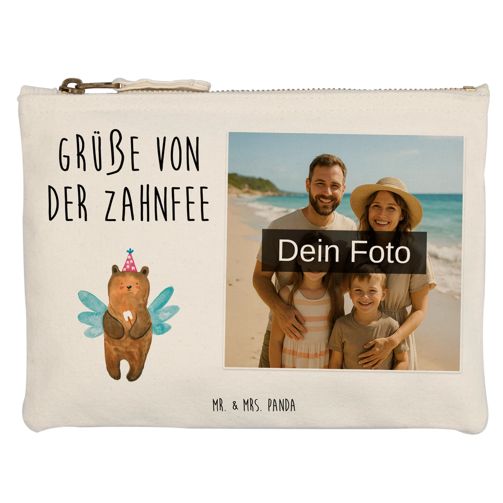 Personalisierte Foto Schminktasche Bär Zahnfee Personalisierte Schminktasche Mit Foto, Stiftetasche Mit Eigenem Foto, Schminktasche Tiermotiv Mit Eigenem Bild, Schminktasche Geschenk Mit Foto, Schminktasche Mit Eigenem Bild, Make-Up Tasche Mit Foto, Kosmetiktasche Für Handtasche Mit Foto, Schminktasche Mit Foto, Kulturbeutel Damen Mit Foto, Schminktasche Für Teenager Mit Bild, Schminktasche Zum Aufhängen Mit Bild, Stifteaufbewahrung Mit Bild, Reise-Kosmetiktasche Mit Eigenem Motiv, Kosmetiktasche Mit Foto, Schminktasche Mit Fächern Und Bild, Schminktasche Reise Mit Foto, Schminktasche Nachhaltig Mit Bild, Schminkbeutel Mit Fotodruck, Schminktasche Mit Wunschfoto, Schminktasche Leder Mit Fotodruck, Kosmetiktasche Damen Mit Bild, Schminktasche Mit Reißverschluss Und Foto, Schminktasche Stoff Mit Eigenem Foto, Schminktasche Klein Mit Foto, Schminktasche Für Mädchen Mit Foto, Kosmetiktasche Zum Mitnehmen Mit Bild, Schminktasche Blumen Mit Foto, Schminktasche Mit Muster Und Foto, Schminktasche Groß Mit Bild, Schminktäschchen Mit Bild, Schminktasche Für Unterwegs Mit Foto, Aufbewahrung Für Schminke Mit Foto, Kosmetiktasche Organizer Mit Foto, Bär, Teddy, Teddybär, Fee, Zahnfee, Milchzahn, Erster Zahn