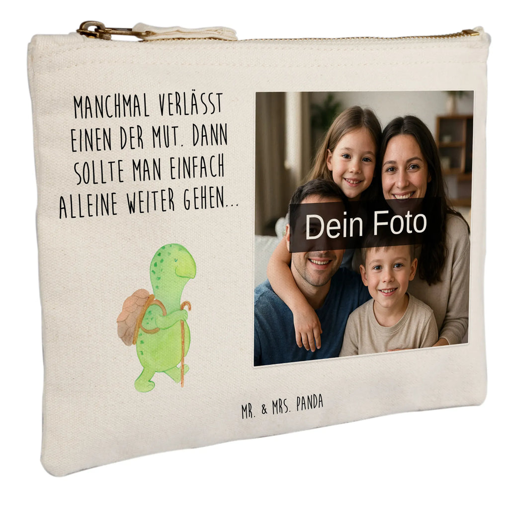 Personalisierte Foto Schminktasche Schildkröte Wanderer Schminktasche Mit Fächern Und Bild, Schminktasche Mit Eigenem Bild, Schminktäschchen Mit Bild, Schminktasche Leder Mit Fotodruck, Schminktasche Mit Muster Und Foto, Kosmetiktasche Organizer Mit Foto, Kosmetiktasche Mit Foto, Schminktasche Mit Wunschfoto, Schminktasche Blumen Mit Foto, Schminktasche Tiermotiv Mit Eigenem Bild, Schminktasche Klein Mit Foto, Schminktasche Für Unterwegs Mit Foto, Schminkbeutel Mit Fotodruck, Schminktasche Groß Mit Bild, Reise-Kosmetiktasche Mit Eigenem Motiv, Kulturbeutel Damen Mit Foto, Kosmetiktasche Für Handtasche Mit Foto, Make-Up Tasche Mit Foto, Personalisierte Schminktasche Mit Foto, Schminktasche Nachhaltig Mit Bild, Schminktasche Mit Foto, Stiftetasche Mit Eigenem Foto, Schminktasche Mit Reißverschluss Und Foto, Stifteaufbewahrung Mit Bild, Schminktasche Zum Aufhängen Mit Bild, Schminktasche Reise Mit Foto, Kosmetiktasche Zum Mitnehmen Mit Bild, Aufbewahrung Für Schminke Mit Foto, Schminktasche Stoff Mit Eigenem Foto, Schminktasche Für Mädchen Mit Foto, Kosmetiktasche Damen Mit Bild, Schminktasche Geschenk Mit Foto, Schminktasche Für Teenager Mit Bild, Schildkröte, Motivationsspruch, Motivation, Schildkröten, Motivationssprüche, Neuanfang