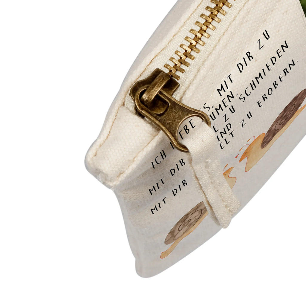 Personalisierte Foto Schminktasche Schnecken Liebe Reise-Kosmetiktasche Mit Eigenem Motiv, Schminkbeutel Mit Fotodruck, Stiftetasche Mit Eigenem Foto, Schminktasche Für Unterwegs Mit Foto, Schminktasche Mit Muster Und Foto, Kulturbeutel Damen Mit Foto, Schminktasche Leder Mit Fotodruck, Schminktasche Mit Wunschfoto, Schminktasche Mit Reißverschluss Und Foto, Make-Up Tasche Mit Foto, Schminktasche Reise Mit Foto, Schminktasche Stoff Mit Eigenem Foto, Schminktasche Groß Mit Bild, Schminktasche Blumen Mit Foto, Schminktasche Für Mädchen Mit Foto, Schminktasche Für Teenager Mit Bild, Schminktasche Tiermotiv Mit Eigenem Bild, Kosmetiktasche Zum Mitnehmen Mit Bild, Schminktasche Klein Mit Foto, Schminktasche Nachhaltig Mit Bild, Schminktasche Geschenk Mit Foto, Stifteaufbewahrung Mit Bild, Personalisierte Schminktasche Mit Foto, Schminktasche Zum Aufhängen Mit Bild, Schminktasche Mit Fächern Und Bild, Schminktasche Mit Foto, Schminktasche Mit Eigenem Bild, Kosmetiktasche Mit Foto, Kosmetiktasche Organizer Mit Foto, Kosmetiktasche Damen Mit Bild, Kosmetiktasche Für Handtasche Mit Foto, Schminktäschchen Mit Bild, Aufbewahrung Für Schminke Mit Foto, Liebe, Partner, Freund, Freundin, Ehemann, Ehefrau, Heiraten, Verlobung, Heiratsantrag, Liebesgeschenk, Jahrestag, Hocheitstag