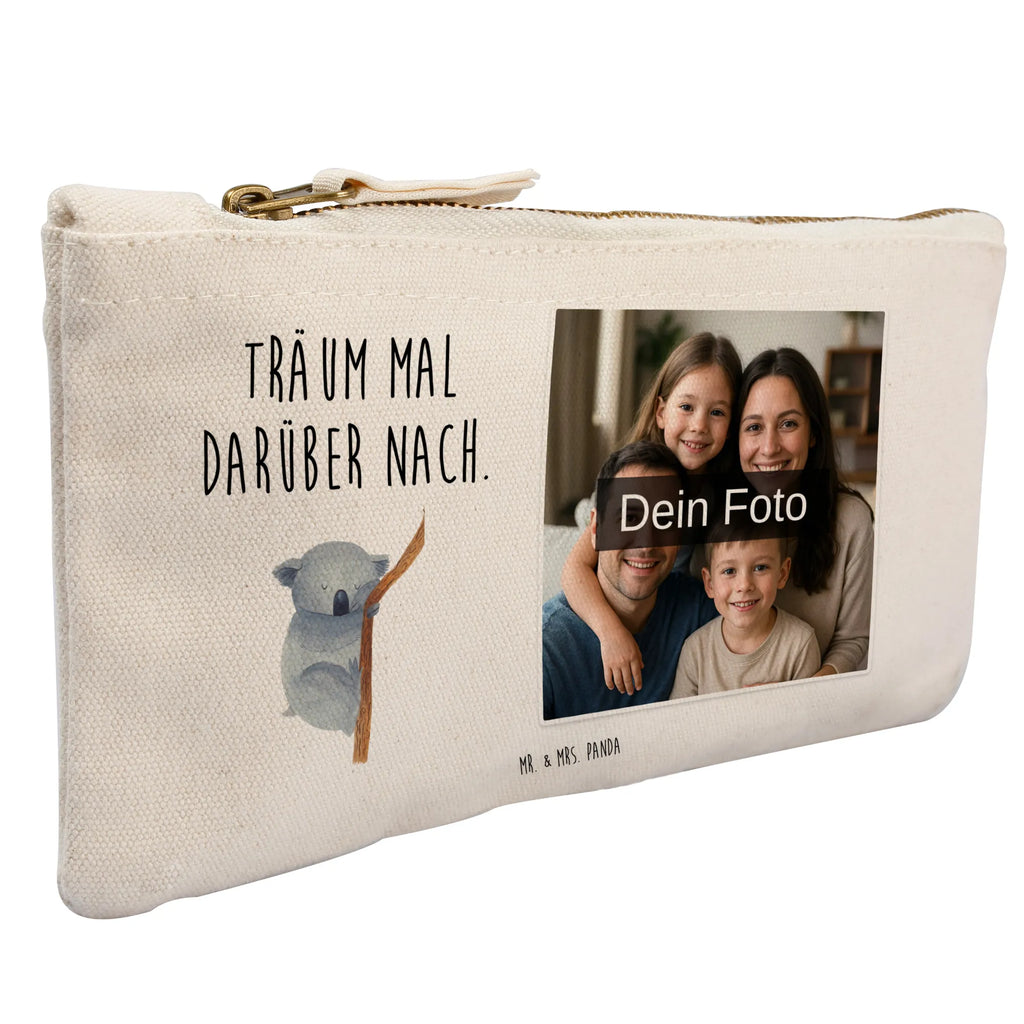Personalisierte Foto Schminktasche Koalabär Schminktasche Mit Wunschfoto, Schminktasche Stoff Mit Eigenem Foto, Schminktasche Zum Aufhängen Mit Bild, Reise-Kosmetiktasche Mit Eigenem Motiv, Kulturbeutel Damen Mit Foto, Kosmetiktasche Zum Mitnehmen Mit Bild, Stifteaufbewahrung Mit Bild, Schminktasche Klein Mit Foto, Schminktasche Mit Reißverschluss Und Foto, Personalisierte Schminktasche Mit Foto, Schminktasche Geschenk Mit Foto, Kosmetiktasche Mit Foto, Schminktasche Tiermotiv Mit Eigenem Bild, Kosmetiktasche Organizer Mit Foto, Schminktasche Mit Muster Und Foto, Schminktäschchen Mit Bild, Schminktasche Groß Mit Bild, Stiftetasche Mit Eigenem Foto, Schminktasche Für Teenager Mit Bild, Kosmetiktasche Damen Mit Bild, Make-Up Tasche Mit Foto, Schminktasche Für Mädchen Mit Foto, Schminktasche Mit Foto, Schminktasche Mit Eigenem Bild, Kosmetiktasche Für Handtasche Mit Foto, Schminktasche Leder Mit Fotodruck, Schminktasche Reise Mit Foto, Schminktasche Nachhaltig Mit Bild, Schminktasche Mit Fächern Und Bild, Schminktasche Für Unterwegs Mit Foto, Aufbewahrung Für Schminke Mit Foto, Schminkbeutel Mit Fotodruck, Schminktasche Blumen Mit Foto, Tiermotive, Gute Laune, lustige Sprüche, Tiere, Bär, Koala, schlafen, Schlafzimmer, Traum, Koalabär, träumen, Traumland