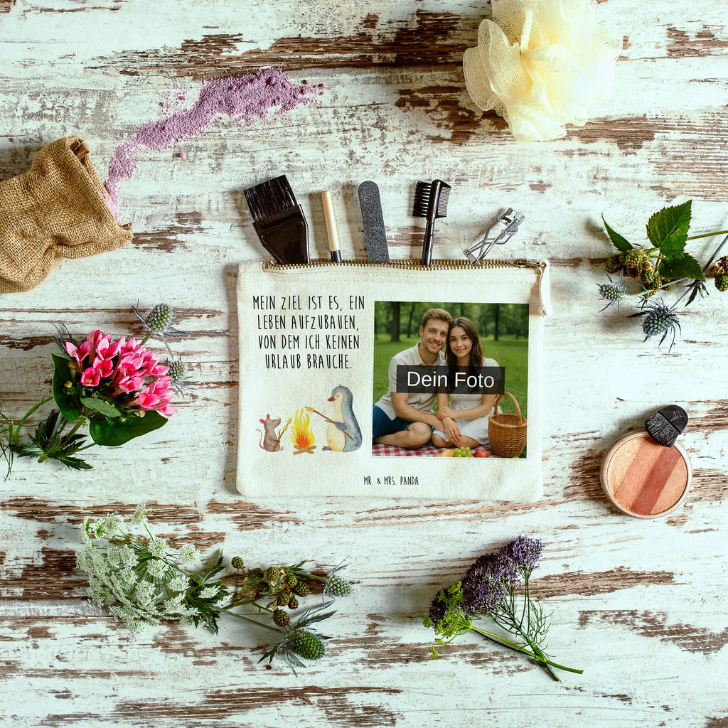 Personalisierte Foto Schminktasche Pinguin Lagerfeuer Aufbewahrung Für Schminke Mit Foto, Schminktasche Mit Fächern Und Bild, Schminktasche Blumen Mit Foto, Stiftetasche Mit Eigenem Foto, Kosmetiktasche Mit Foto, Schminktäschchen Mit Bild, Schminktasche Für Teenager Mit Bild, Make-Up Tasche Mit Foto, Kosmetiktasche Damen Mit Bild, Schminktasche Reise Mit Foto, Schminktasche Nachhaltig Mit Bild, Schminktasche Für Unterwegs Mit Foto, Reise-Kosmetiktasche Mit Eigenem Motiv, Schminktasche Geschenk Mit Foto, Schminktasche Stoff Mit Eigenem Foto, Schminktasche Zum Aufhängen Mit Bild, Schminktasche Mit Foto, Schminktasche Für Mädchen Mit Foto, Stifteaufbewahrung Mit Bild, Schminkbeutel Mit Fotodruck, Schminktasche Leder Mit Fotodruck, Schminktasche Groß Mit Bild, Kosmetiktasche Organizer Mit Foto, Personalisierte Schminktasche Mit Foto, Schminktasche Mit Reißverschluss Und Foto, Schminktasche Mit Muster Und Foto, Schminktasche Mit Eigenem Bild, Kosmetiktasche Zum Mitnehmen Mit Bild, Schminktasche Klein Mit Foto, Kulturbeutel Damen Mit Foto, Schminktasche Mit Wunschfoto, Kosmetiktasche Für Handtasche Mit Foto, Schminktasche Tiermotiv Mit Eigenem Bild, Pinguin, Büro, Pinguine, Büroalltag, grillen, Neustart, Liebe, Job, Feuer, Arbeit, Motivation, Lebensspruch, Leben, Lagerfeuer, Maus, Marshmallows, Lebensmotivation