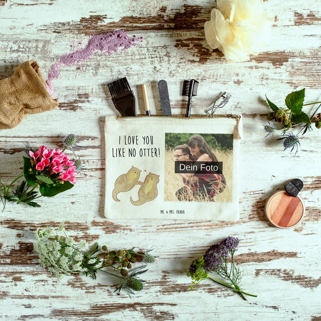 Personalisierte Foto Schminktasche Otter Hände halten Schminktasche Blumen Mit Foto, Kosmetiktasche Mit Foto, Schminktasche Tiermotiv Mit Eigenem Bild, Schminktasche Klein Mit Foto, Kosmetiktasche Für Handtasche Mit Foto, Schminkbeutel Mit Fotodruck, Schminktasche Mit Reißverschluss Und Foto, Schminktasche Groß Mit Bild, Schminktäschchen Mit Bild, Stifteaufbewahrung Mit Bild, Stiftetasche Mit Eigenem Foto, Kosmetiktasche Zum Mitnehmen Mit Bild, Schminktasche Mit Eigenem Bild, Kosmetiktasche Organizer Mit Foto, Personalisierte Schminktasche Mit Foto, Schminktasche Stoff Mit Eigenem Foto, Schminktasche Mit Wunschfoto, Kosmetiktasche Damen Mit Bild, Kulturbeutel Damen Mit Foto, Schminktasche Für Mädchen Mit Foto, Schminktasche Leder Mit Fotodruck, Schminktasche Reise Mit Foto, Schminktasche Für Unterwegs Mit Foto, Aufbewahrung Für Schminke Mit Foto, Reise-Kosmetiktasche Mit Eigenem Motiv, Schminktasche Zum Aufhängen Mit Bild, Schminktasche Nachhaltig Mit Bild, Schminktasche Mit Foto, Schminktasche Mit Fächern Und Bild, Schminktasche Für Teenager Mit Bild, Schminktasche Mit Muster Und Foto, Make-Up Tasche Mit Foto, Schminktasche Geschenk Mit Foto, Otter, Fischotter, Seeotter, Otter Seeotter See Otter