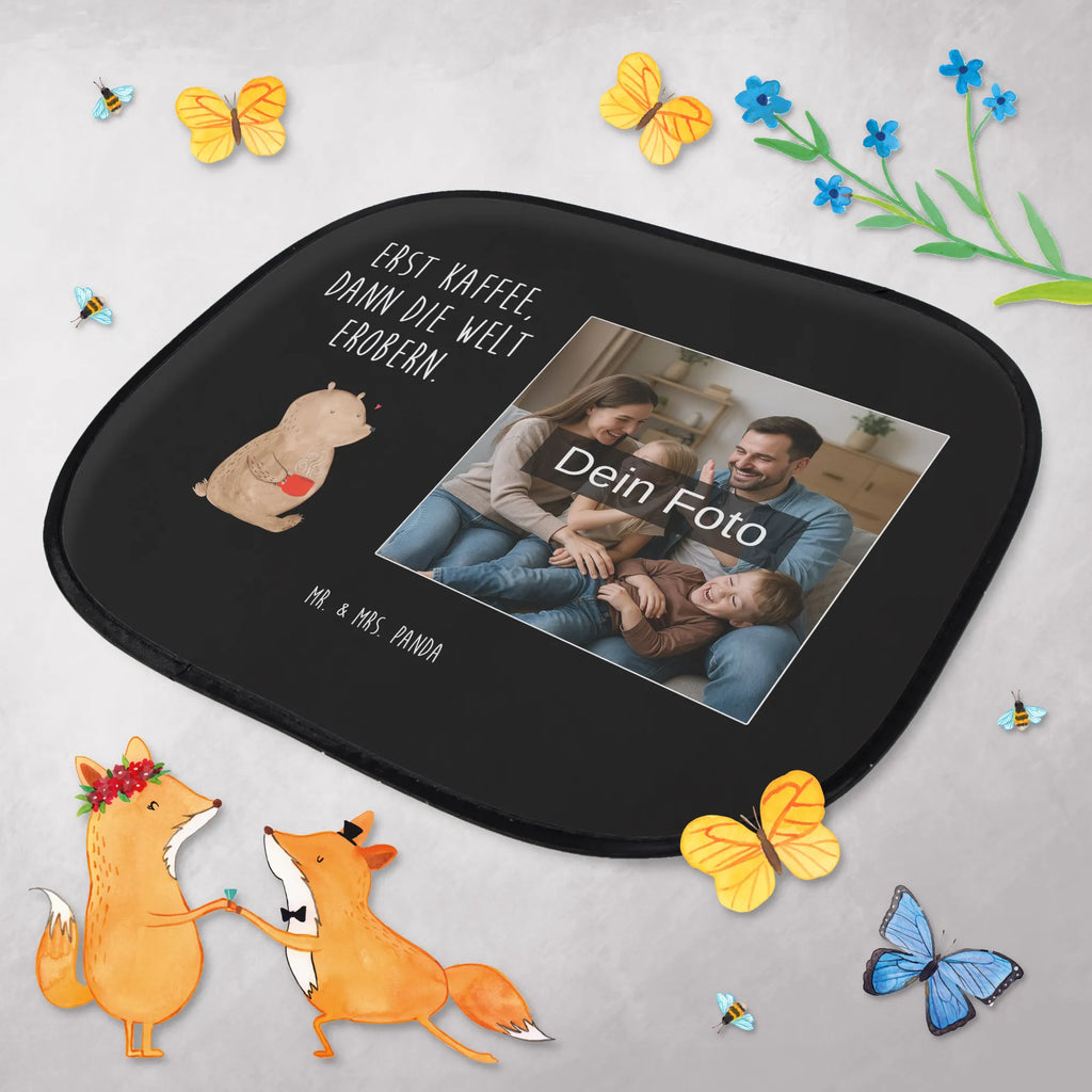 Personalisierbarer Foto Sonnenschutz Auto Bär Kaffee Sonnenblende Auto Foto, Foto Sonnenschutz für Auto, Personalisierter Sonnenschutz Baby, Foto Autosonnenschutz, Autoscheiben Sonnenschutz Foto, Foto Sonnenschutz für Autoscheiben, Sonnenblende Foto, Sonnenschutz Auto individualisiert, Foto Sonnenschutz Auto Seitenscheibe, Sonne mit Foto, Sonnenschutzfolie mit Foto, Auto Sonnenblende Foto, Sonnenschutz Kind mit Foto, Sonne Auto Foto, Sonnenschutz Autofenster selbst gestalten, Foto Sonnenschutz fürs Auto, Personalisierter Auto Sonnenschutz, Sonnenschutz Autoscheibe Foto, Bär, Teddy, Teddybär, Coffee, Bären, Morgenroutine, Motivation, Welt erobern, guten Morgen, Kaffee, Welt retten