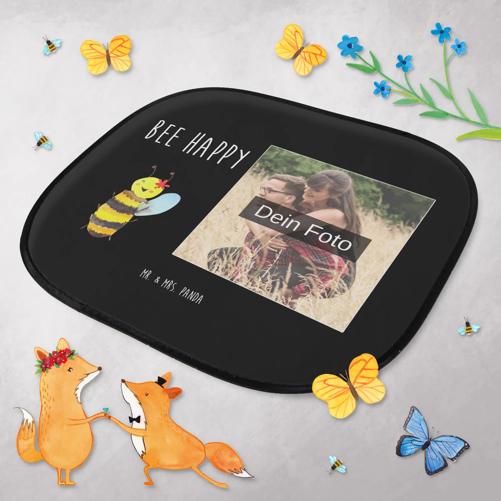 Personalisierbarer Foto Sonnenschutz Auto Biene Happy Sonnenschutz Autoscheibe Foto, Sonnenblende Foto, Sonne mit Foto, Sonne Auto Foto, Personalisierter Sonnenschutz Baby, Sonnenblende Auto Foto, Sonnenschutz Auto individualisiert, Auto Sonnenblende Foto, Foto Sonnenschutz fürs Auto, Foto Sonnenschutz für Autoscheiben, Foto Sonnenschutz Auto Seitenscheibe, Foto Autosonnenschutz, Sonnenschutzfolie mit Foto, Personalisierter Auto Sonnenschutz, Sonnenschutz Kind mit Foto, Sonnenschutz Autofenster selbst gestalten, Autoscheiben Sonnenschutz Foto, Foto Sonnenschutz für Auto, Biene, Wespe, Hummel