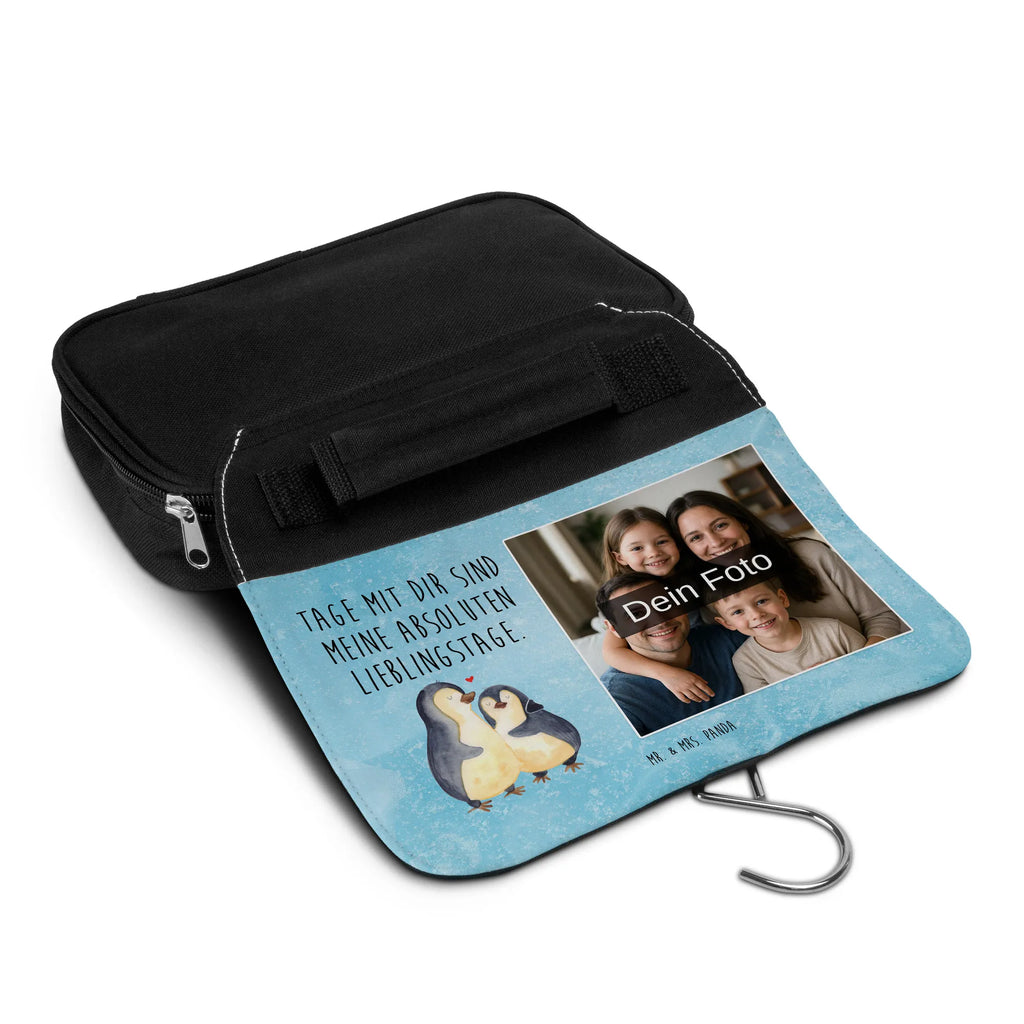 Personalisierter Foto Kulturbeutel Pinguin umarmen Personalisierter Kulturbeutel Mit Wunschfoto, Kulturbeutel Selbst Gestalten Mit Foto, Kulturbeutel Herren Mit Bild, Kulturtasche Mit Bild, Wasserdichter Kulturbeutel Mit Bild, Kulturbeutel Als Geschenk Mit Wunschfoto, Kulturbeutel Mit Spiegel Und Wunschbild, Kulturbeutel Mit Haustierfoto, Transparenter Kulturbeutel Mit Foto, Filz Kulturbeutel Mit Wunschbild, Nachhaltiger Kulturbeutel Mit Wunschfoto, Fotogeschenk Kulturbeutel, Reisebeutel Mit Foto, Kulturbeutel Kinder Mit Wunschfoto, Kulturbeutel Baumwolle Mit Wunschbild, Kulturbeutel Für Reisen Mit Foto, Kosmetiktasche Mit Foto, Kulturbeutel Mit Reißverschluss Und Foto, Kulturbeutel Klein Mit Bild, Leder Kulturbeutel Mit Foto, Toilettentasche Mit Wunschbild, Kunststoff Kulturbeutel Mit Foto, Kulturbeutel Zum Aufhängen Mit Foto, Kulturbeutel Damen Mit Foto, Kompakter Kulturbeutel Mit Wunschfoto, Kulturbeutel Stoff Mit Foto, Waschbeutel Mit Eigenem Foto, Kulturbeutel Mit Foto, Kulturbeutel Mit Haken Und Bild, Kulturbeutel Mit Kinderbild, Kulturbeutel Groß Mit Foto, Necessaire Mit Bild, Kulturbeutel Set Mit Wunschfoto, Kulturbeutel Mit Familienfoto, Kulturbeutel Mit Fächern Und Foto, Kulturbeutel Mit Urlaubserinnerung, Pinguin, Liebespaar, Liebesbeweis, Hochzeitstag, Verlobung, Liebe, Hochzeit, Jahrestag, Liebesgeschenk, Hochzeitsgeschenk