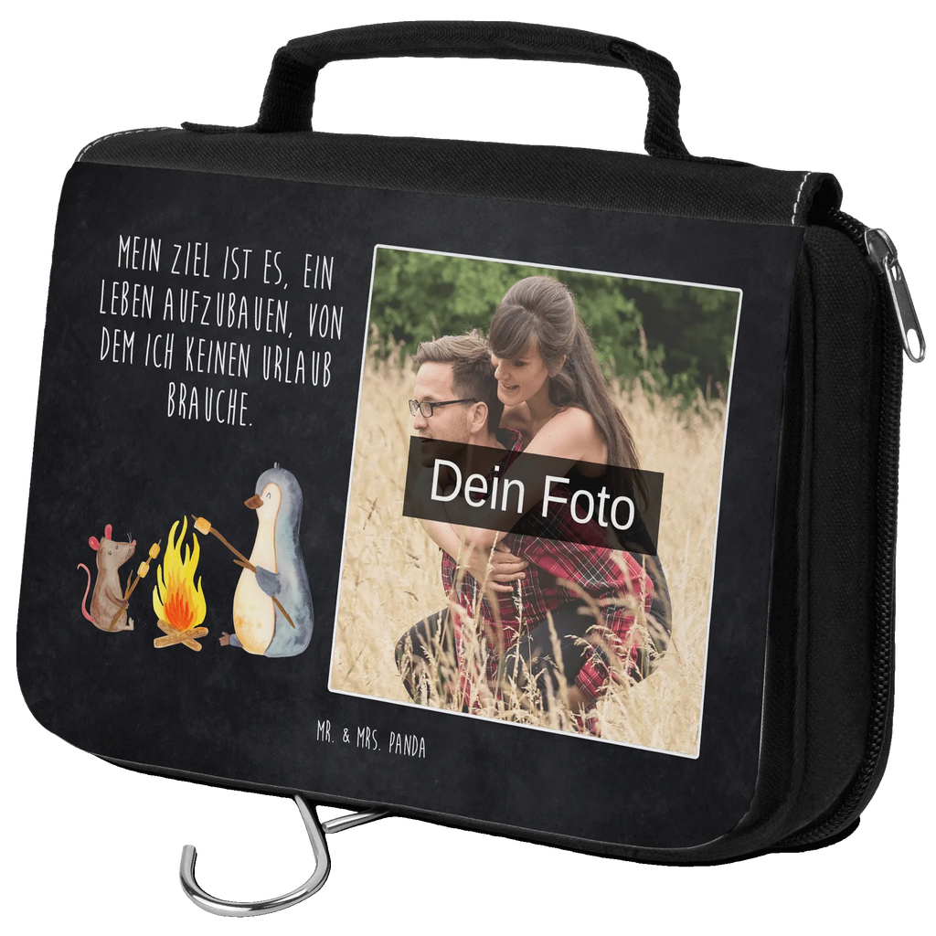 Personalisierter Foto Kulturbeutel Pinguin Lagerfeuer Kulturbeutel Mit Kinderbild, Kulturbeutel Mit Spiegel Und Wunschbild, Kulturbeutel Stoff Mit Foto, Kulturbeutel Mit Reißverschluss Und Foto, Kompakter Kulturbeutel Mit Wunschfoto, Filz Kulturbeutel Mit Wunschbild, Kulturbeutel Kinder Mit Wunschfoto, Fotogeschenk Kulturbeutel, Kulturbeutel Mit Foto, Necessaire Mit Bild, Wasserdichter Kulturbeutel Mit Bild, Kulturbeutel Groß Mit Foto, Kulturbeutel Damen Mit Foto, Kulturbeutel Klein Mit Bild, Kosmetiktasche Mit Foto, Leder Kulturbeutel Mit Foto, Personalisierter Kulturbeutel Mit Wunschfoto, Kulturbeutel Mit Haken Und Bild, Waschbeutel Mit Eigenem Foto, Kulturbeutel Selbst Gestalten Mit Foto, Toilettentasche Mit Wunschbild, Kulturbeutel Zum Aufhängen Mit Foto, Kulturtasche Mit Bild, Nachhaltiger Kulturbeutel Mit Wunschfoto, Kulturbeutel Mit Fächern Und Foto, Kulturbeutel Mit Urlaubserinnerung, Transparenter Kulturbeutel Mit Foto, Kunststoff Kulturbeutel Mit Foto, Kulturbeutel Mit Familienfoto, Kulturbeutel Als Geschenk Mit Wunschfoto, Kulturbeutel Herren Mit Bild, Kulturbeutel Für Reisen Mit Foto, Kulturbeutel Mit Haustierfoto, Reisebeutel Mit Foto, Kulturbeutel Baumwolle Mit Wunschbild, Kulturbeutel Set Mit Wunschfoto, Pinguin, grillen, Lebensmotivation, Maus, Arbeit, Leben, Feuer, Neustart, Büro, Job, Motivation, Lagerfeuer, Marshmallows, Liebe, Pinguine, Lebensspruch, Büroalltag