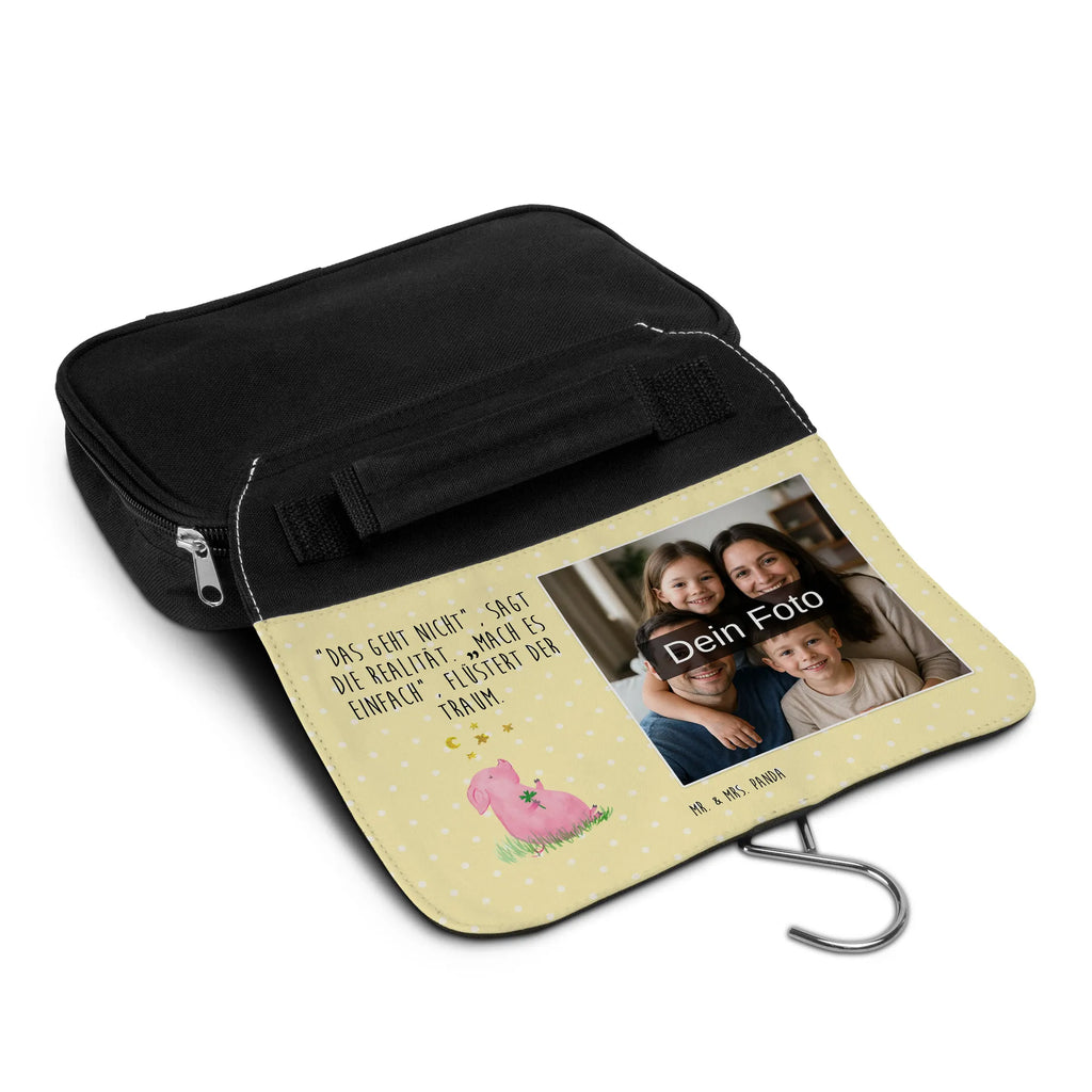 Personalisierter Foto Kulturbeutel Schwein Glück Leder Kulturbeutel Mit Foto, Filz Kulturbeutel Mit Wunschbild, Transparenter Kulturbeutel Mit Foto, Fotogeschenk Kulturbeutel, Kulturbeutel Baumwolle Mit Wunschbild, Waschbeutel Mit Eigenem Foto, Kompakter Kulturbeutel Mit Wunschfoto, Kulturbeutel Mit Reißverschluss Und Foto, Kulturbeutel Set Mit Wunschfoto, Kosmetiktasche Mit Foto, Kulturbeutel Selbst Gestalten Mit Foto, Kulturbeutel Mit Haken Und Bild, Kulturbeutel Mit Fächern Und Foto, Personalisierter Kulturbeutel Mit Wunschfoto, Kulturbeutel Als Geschenk Mit Wunschfoto, Kunststoff Kulturbeutel Mit Foto, Kulturbeutel Mit Kinderbild, Kulturbeutel Mit Familienfoto, Kulturbeutel Herren Mit Bild, Kulturtasche Mit Bild, Toilettentasche Mit Wunschbild, Kulturbeutel Für Reisen Mit Foto, Reisebeutel Mit Foto, Kulturbeutel Damen Mit Foto, Kulturbeutel Klein Mit Bild, Kulturbeutel Groß Mit Foto, Kulturbeutel Mit Foto, Nachhaltiger Kulturbeutel Mit Wunschfoto, Kulturbeutel Mit Spiegel Und Wunschbild, Kulturbeutel Mit Haustierfoto, Kulturbeutel Kinder Mit Wunschfoto, Wasserdichter Kulturbeutel Mit Bild, Kulturbeutel Zum Aufhängen Mit Foto, Necessaire Mit Bild, Kulturbeutel Mit Urlaubserinnerung, Kulturbeutel Stoff Mit Foto, Tiermotive, Gute Laune, lustige Sprüche, Tiere, Glücksschwein. Glück, Sernchen, Glücksbringer, Träume, Sterne, Schweinchen, Schwein, Motivation, Ziele