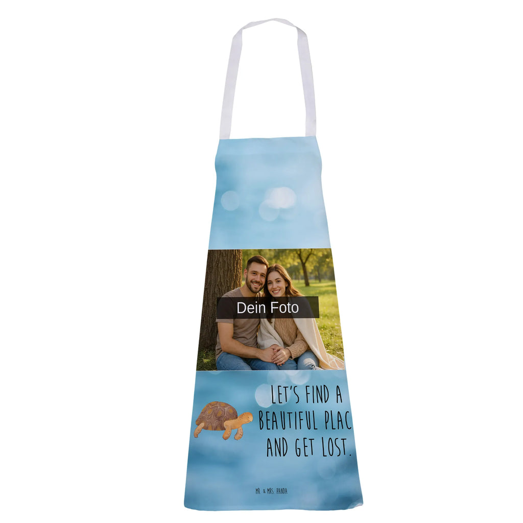 Personalisierte Foto Kochschürze Schildkröte Marschieren Foto-Grillschürze Für Männer, Schürze Für Geburtstag Mit Foto, Schürze Mit Wunschfoto Und Namen, Foto-Schürze Für Küche, Backschürze Mit Wunschbild, Handgemachte Schürze Mit Fotodruck, Grillschürze Mit Foto, Latzschürze Mit Eigenem Foto, Lustige Schürze Mit Bild, Schürze Für Hobbykoch Mit Bild, Schürze Mit Kinderfoto, Geschenk-Schürze Mit Foto, Küchenschürze Mit Familienfoto, Schürze Für Weihnachten Mit Bild, Küchenschürze Mit Bild, Schürze Aus Baumwolle Mit Wunschbild, Schürze Mit Firmenlogo Und Foto, Kochschürze Mit Foto, Schürze Aus Polyester Mit Foto, Schürze Mit Fotodruck, Küchenschürze Für Frauen Mit Foto, Schürze Für Grillmeister Mit Wunschfoto, Schürze Mit Eigenem Motiv, Werbeschürze Mit Wunschfoto, Fotogeschenk Schürze, Schürze Mit Persönlichem Foto, Personalisierte Kochschürze Mit Wunschfoto, Grillschürze Mit Haustierfoto, Schürze Mit Urlaubsfoto, Schürze Selbst Gestalten Mit Bild, Kinderschürze Mit Eigenem Bild, Schürze Mit Lieblingsfoto, Meerestiere, Meer, Urlaub, Reiselust, Abenteuer, Schildkröten, Schildkröte, Motivation, Lieblingsmensch, get lost, Inspiration, Neustart