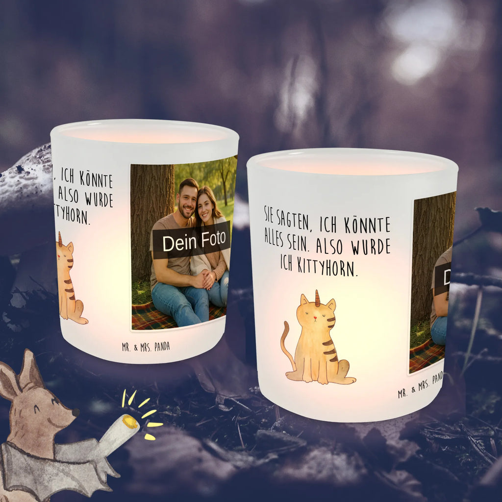 Personalisiertes Foto Windlicht Einhorn Katze Windlicht Romantisch, Windlicht Geschenk, Windlicht mit Foto, Windlicht Draußen selber gestalten, Windlicht Balkon, Teelichthalter für draußen selber gestalten, Windlicht Kerzenhalter, Windlicht Für Draußen, Windlicht Wohnzimmer, Windlicht Design, Windlicht Terrasse, Teelichthalter Outdoor mit Foto, Windlicht Modern, Windlicht Groß, Windlicht Boho, Foto Teelichthalter, Windlicht Glas mit Wunschfoto, Windlicht Garten mit Foto, Windlicht Handgemacht, Windlicht Laterne, Teelichthalter mit Foto, Windlichter mit Foto, Windlicht Outdoor, Windlicht Nachhaltig, Windlicht Dekoration mit Foto, Teelichthalter mit Wunschfoto, Windlicht Skandinavisch, Teelicht Glas mit Foto, Windlicht Vintage mit Foto, Windlicht Klein, Einhorn, Einhörner, Einhorn Deko, Unicorn, Katzer, Einhornpower, Katze, Mieze, Kittyhorn, Erwachsenwerden, Einhornkatze, Glitzer, Katzenhorn, Regenbogen