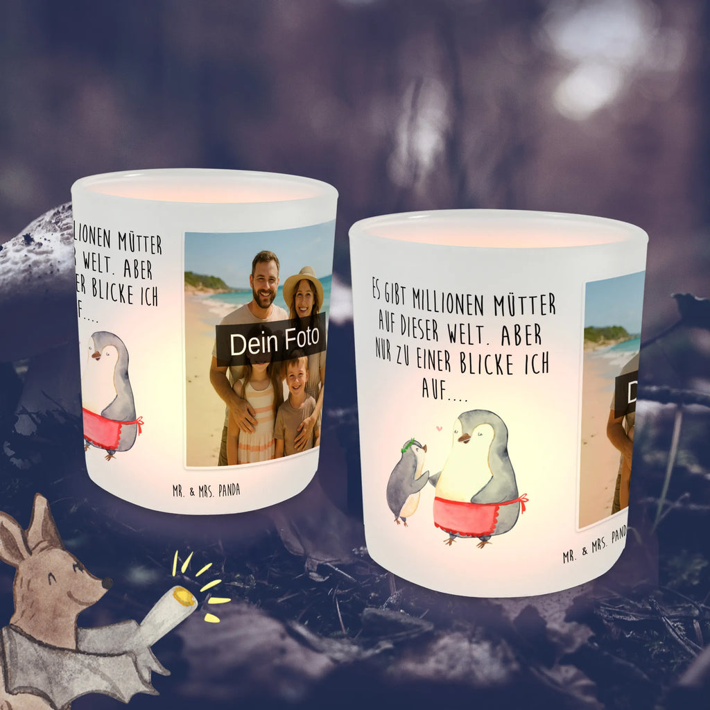 Personalisiertes Foto Windlicht Pinguin mit Kind Windlicht Balkon, Windlicht Boho, Windlicht Vintage mit Foto, Windlicht Groß, Windlicht Skandinavisch, Windlicht Geschenk, Windlicht Klein, Windlicht Garten mit Foto, Windlicht Für Draußen, Windlicht mit Foto, Windlicht Modern, Windlicht Handgemacht, Windlicht Laterne, Teelichthalter mit Foto, Teelichthalter für draußen selber gestalten, Windlicht Romantisch, Teelichthalter mit Wunschfoto, Windlicht Wohnzimmer, Windlicht Design, Teelicht Glas mit Foto, Windlicht Draußen selber gestalten, Windlichter mit Foto, Windlicht Nachhaltig, Foto Teelichthalter, Windlicht Dekoration mit Foto, Windlicht Kerzenhalter, Teelichthalter Outdoor mit Foto, Windlicht Glas mit Wunschfoto, Windlicht Outdoor, Windlicht Terrasse, Familie, Vatertag, Muttertag, Bruder, Schwester, Mama, Papa, Oma, Opa, Geburststag, Mami, Geschenk, Mutti, Mutter