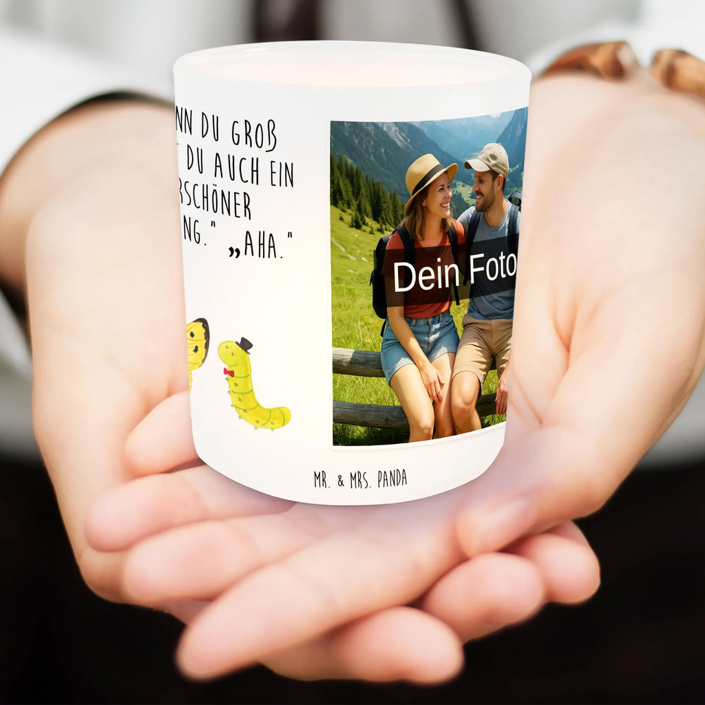 Personalisiertes Foto Windlicht Raupe Schmetterling Windlicht Glas mit Wunschfoto, Windlicht Skandinavisch, Windlicht Design, Windlicht Balkon, Windlicht Klein, Windlicht Geschenk, Windlicht mit Foto, Windlicht Dekoration mit Foto, Windlicht Vintage mit Foto, Teelichthalter mit Wunschfoto, Windlicht Draußen selber gestalten, Windlicht Romantisch, Windlicht Groß, Windlicht Garten mit Foto, Windlicht Terrasse, Teelicht Glas mit Foto, Windlicht Nachhaltig, Windlicht Outdoor, Windlicht Handgemacht, Foto Teelichthalter, Windlicht Boho, Windlicht Wohnzimmer, Windlicht Modern, Windlichter mit Foto, Windlicht Kerzenhalter, Teelichthalter Outdoor mit Foto, Windlicht Laterne, Teelichthalter für draußen selber gestalten, Teelichthalter mit Foto, Windlicht Für Draußen, Tiermotive, Gute Laune, lustige Sprüche, Tiere, Hut, Kokon, Schmetterling, Raupe, Zitronenfalter, Hütchen, Entwicklung, Aufwachsen, Schönheit, Erwachsen werden