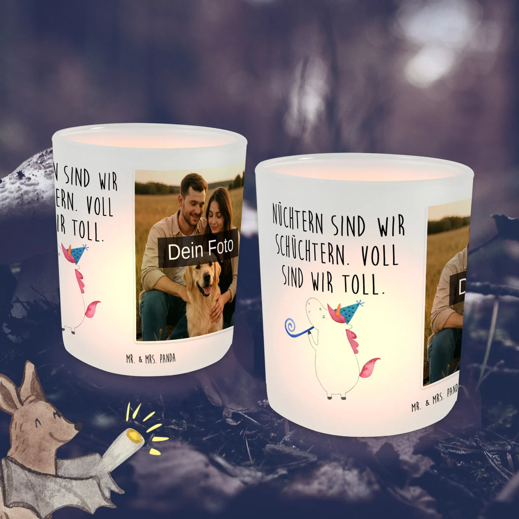 Personalisiertes Foto Windlicht Einhorn Party Windlicht Nachhaltig, Teelicht Glas mit Foto, Windlicht Balkon, Windlicht Dekoration mit Foto, Windlicht mit Foto, Windlicht Für Draußen, Windlicht Laterne, Teelichthalter Outdoor mit Foto, Windlicht Modern, Windlicht Outdoor, Foto Teelichthalter, Windlicht Glas mit Wunschfoto, Windlicht Garten mit Foto, Windlicht Boho, Windlicht Skandinavisch, Windlicht Wohnzimmer, Teelichthalter mit Wunschfoto, Windlicht Vintage mit Foto, Windlichter mit Foto, Windlicht Handgemacht, Windlicht Geschenk, Teelichthalter mit Foto, Windlicht Design, Windlicht Terrasse, Windlicht Romantisch, Windlicht Klein, Windlicht Draußen selber gestalten, Windlicht Groß, Windlicht Kerzenhalter, Teelichthalter für draußen selber gestalten, Einhorn, Einhörner, Einhorn Deko, Unicorn, Geburtstag, Feier, Fest, Party, Konfetti, Alkohol, Club, Glitzer, Disco