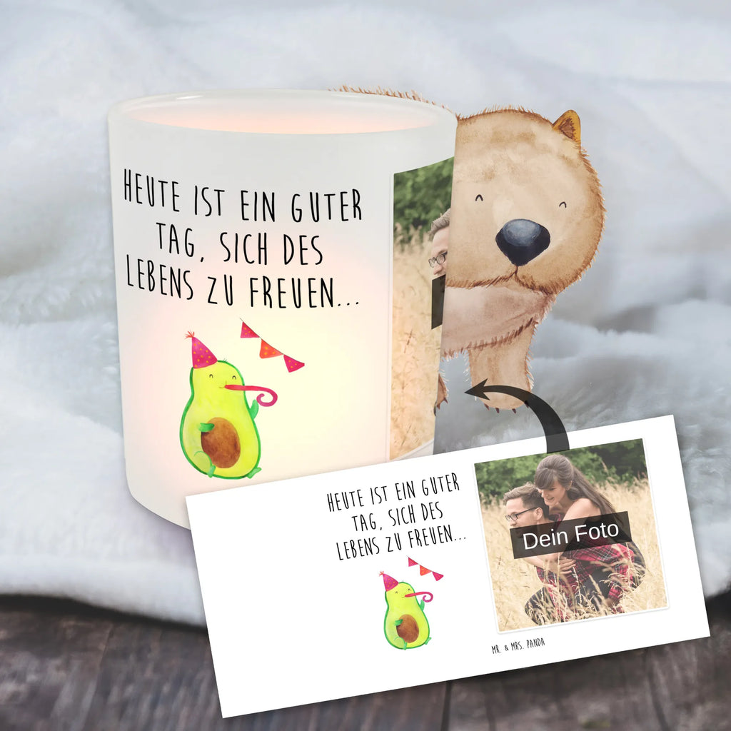 Personalisiertes Foto Windlicht Avocado Party Teelichthalter für draußen selber gestalten, Foto Teelichthalter, Windlicht Groß, Windlicht Für Draußen, Windlicht mit Foto, Teelichthalter mit Wunschfoto, Windlicht Draußen selber gestalten, Windlicht Laterne, Teelichthalter Outdoor mit Foto, Windlicht Vintage mit Foto, Windlicht Kerzenhalter, Teelicht Glas mit Foto, Windlicht Garten mit Foto, Windlicht Dekoration mit Foto, Teelichthalter mit Foto, Windlicht Glas mit Wunschfoto, Windlichter mit Foto, Avocado, Veggie, Vegan, Gesund, Jahrestag, Klassenfeier, Geburtstagsfeier, Schulabschluss, Avocados, Lieblingstag, Feier, Abi, Geburtstag, Feierei, Jubiläum, Bestanden, Firmenfeier, Happy Birthday, Abifeier, Party, Abschluss, Prüfung