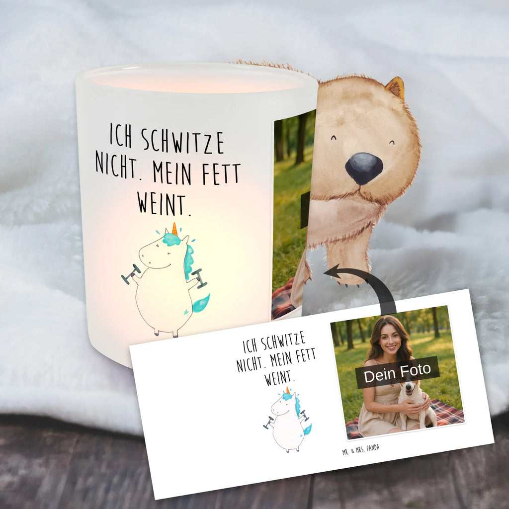 Personalisiertes Foto Windlicht Einhorn Fitness Windlicht Nachhaltig, Teelichthalter für draußen selber gestalten, Windlicht Outdoor, Windlicht Design, Windlicht Geschenk, Windlicht Romantisch, Windlicht Dekoration mit Foto, Foto Teelichthalter, Windlicht Draußen selber gestalten, Windlicht Klein, Teelicht Glas mit Foto, Windlicht Laterne, Windlicht Kerzenhalter, Teelichthalter Outdoor mit Foto, Windlicht Skandinavisch, Teelichthalter mit Wunschfoto, Windlicht Terrasse, Windlicht Handgemacht, Windlicht Für Draußen, Windlicht Vintage mit Foto, Windlicht Balkon, Windlichter mit Foto, Windlicht Groß, Windlicht Garten mit Foto, Windlicht mit Foto, Teelichthalter mit Foto, Windlicht Modern, Windlicht Wohnzimmer, Windlicht Boho, Windlicht Glas mit Wunschfoto, Einhorn, Einhörner, Einhorn Deko, Unicorn, Fitnessstudio, Fitness, Gym, Geräte, Sport, Sixpack, Pumpen, Abnehmen, Diät