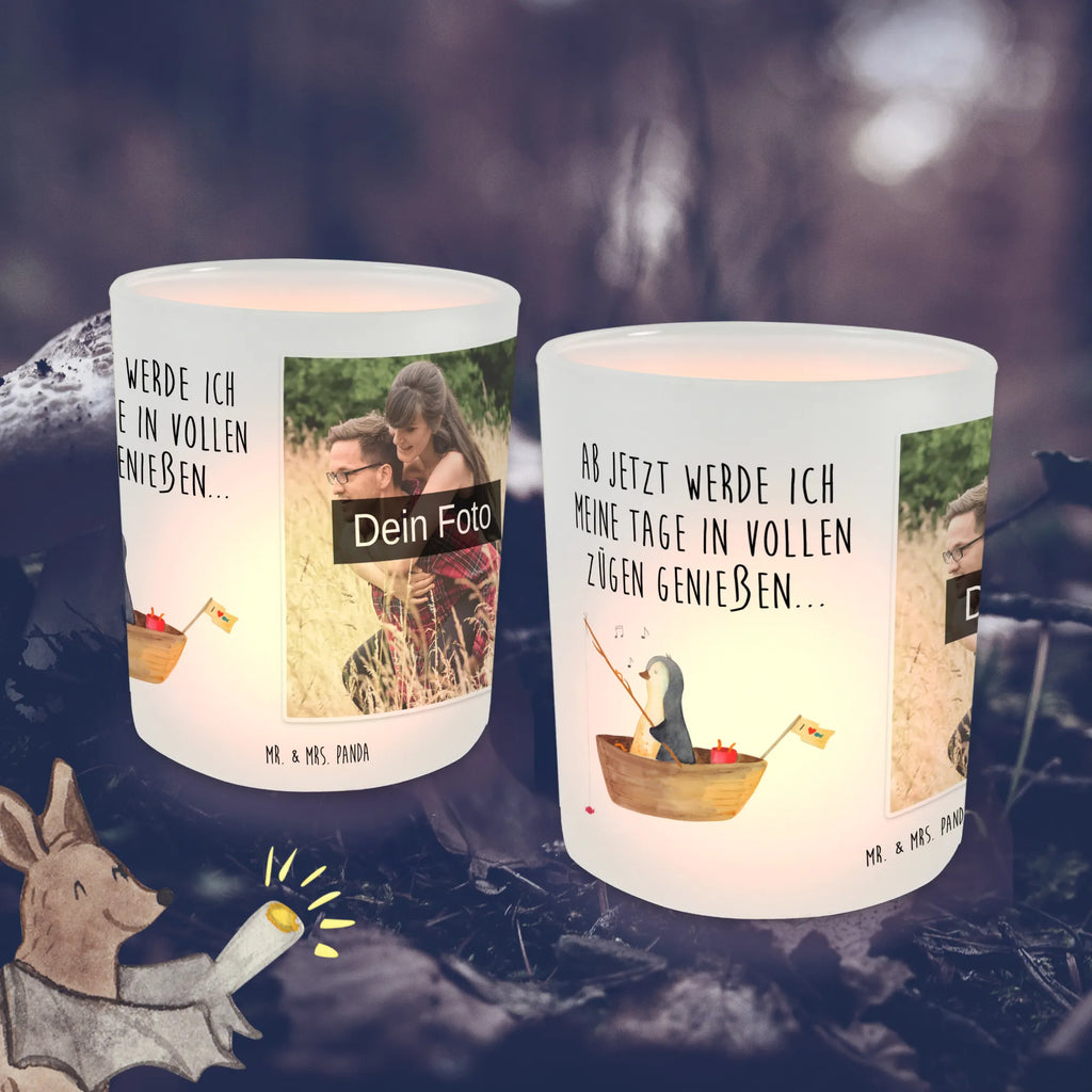Personalisiertes Foto Windlicht Pinguin Angelboot Windlicht Design, Teelicht Glas mit Foto, Teelichthalter für draußen selber gestalten, Windlicht Wohnzimmer, Windlichter mit Foto, Windlicht Dekoration mit Foto, Teelichthalter mit Wunschfoto, Windlicht Laterne, Windlicht Terrasse, Windlicht Geschenk, Windlicht Handgemacht, Windlicht Boho, Windlicht Balkon, Windlicht Skandinavisch, Windlicht Outdoor, Windlicht Groß, Windlicht Romantisch, Windlicht Vintage mit Foto, Windlicht Kerzenhalter, Windlicht Modern, Windlicht Draußen selber gestalten, Teelichthalter mit Foto, Foto Teelichthalter, Teelichthalter Outdoor mit Foto, Windlicht Klein, Windlicht mit Foto, Windlicht Glas mit Wunschfoto, Windlicht Nachhaltig, Windlicht Garten mit Foto, Windlicht Für Draußen, Pinguin, genießen, Neuanfang, Geschenkidee Liebeskummer, Lebenslust, Scheidung, Boot, Neustart, Trennung, Angelboot, Pinguine, Motivation, Angeln, Leben