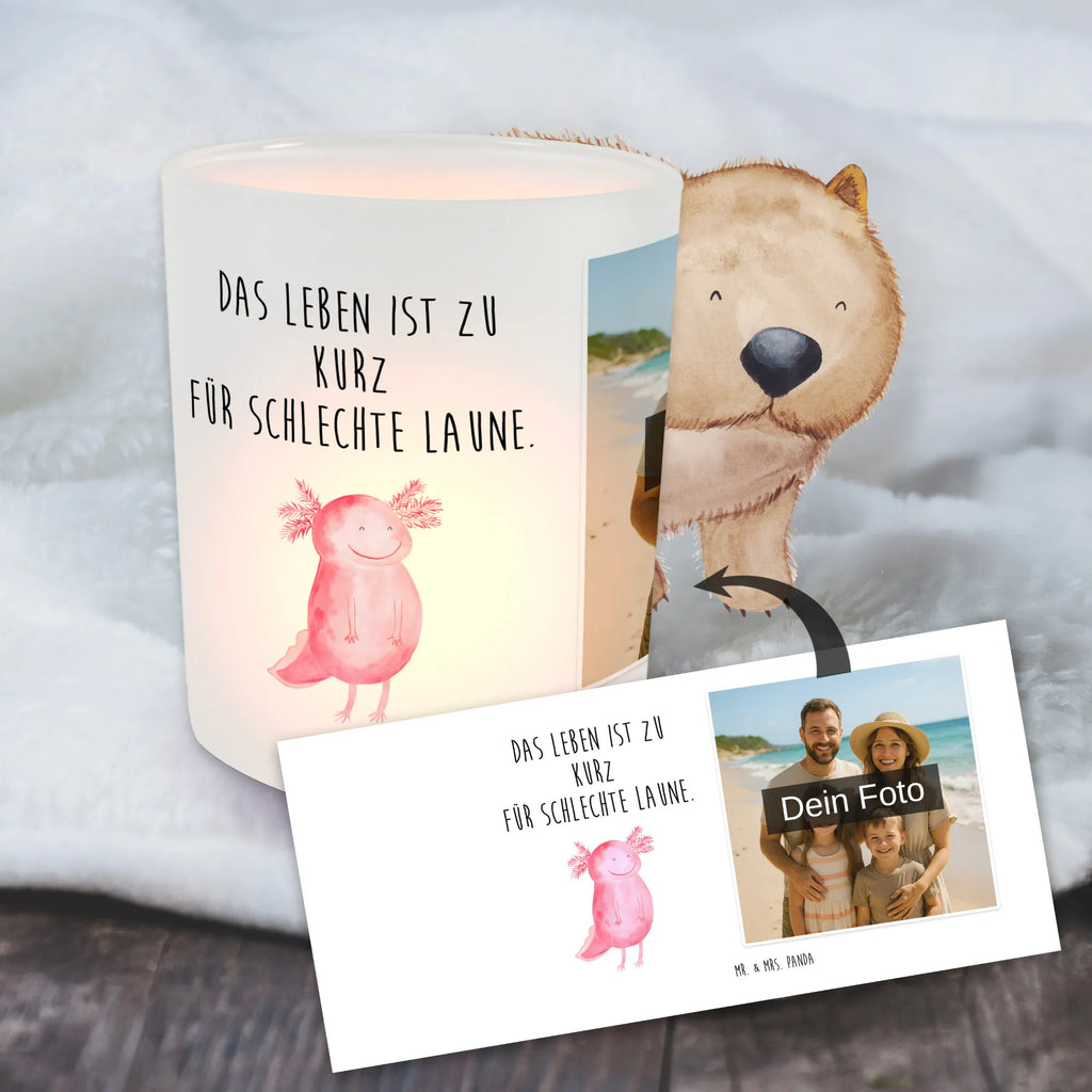 Personalisiertes Foto Windlicht Axolotl Glücklich Windlicht Terrasse, Windlicht Laterne, Windlicht Für Draußen, Teelicht Glas mit Foto, Teelichthalter für draußen selber gestalten, Windlicht Kerzenhalter, Windlicht Balkon, Windlicht Groß, Windlicht Klein, Windlicht Skandinavisch, Windlicht Romantisch, Windlicht Modern, Windlicht Boho, Windlicht Glas mit Wunschfoto, Windlicht Wohnzimmer, Windlicht Garten mit Foto, Windlicht Geschenk, Teelichthalter mit Wunschfoto, Windlicht Dekoration mit Foto, Windlicht Nachhaltig, Teelichthalter mit Foto, Windlicht Handgemacht, Windlicht Vintage mit Foto, Windlicht Outdoor, Windlicht mit Foto, Foto Teelichthalter, Teelichthalter Outdoor mit Foto, Windlicht Design, Windlicht Draußen selber gestalten, Windlichter mit Foto, Axolotl, Molch, Lurche, Schwanzlurch, Motivation, Lurch, Axolot, gute Laune