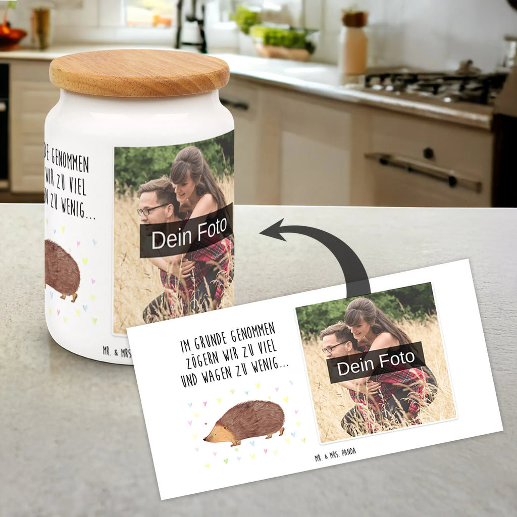 Personalisierte Foto Vorratsdose Igel Herzen Vorratsbehälter Mit Foto, Foto Vorratsdose, Vorratsdose Selbst Gestalten Mit Foto, Vorratsdose Mit Kinderfoto, Vorratsdose Mit Eigenem Motiv, Vorratsdose Mit Foto Und Text, Vorratsdose Mit Wunschfoto, Vorratsdose Mit Bild, Aufbewahrungsdose Mit Foto, Vorratsdose Mit Familienfoto, Werbeschenk mit Logo, Vorratsdose Mit Haustierfoto, Vorratsdose Bedrucken Lassen, Vorratsdose Personalisiert Mit Foto, Vorratsdose Als Geschenk Mit Foto, Vorratsdose Mit Eigenem Foto, Vorratsdose Mit Bild Und Namen, Frischhaltedose Mit Eigenem Foto, Vorratsdose Mit Fotodruck, Werbeschenk mit Bild, Vorratsglas Mit Foto, Küchenbox Mit Bild, Personalisierte Vorratsdose Mit Bild, Vorratsdose Mit Foto, Individuelle Vorratsdose Mit Bild, Aufbewahrungsdose Mit Bild, Tiermotive, Gute Laune, lustige Sprüche, Tiere, Vertrauen, Herz, Leben, Herzen, Liebe, Kuss, Igel