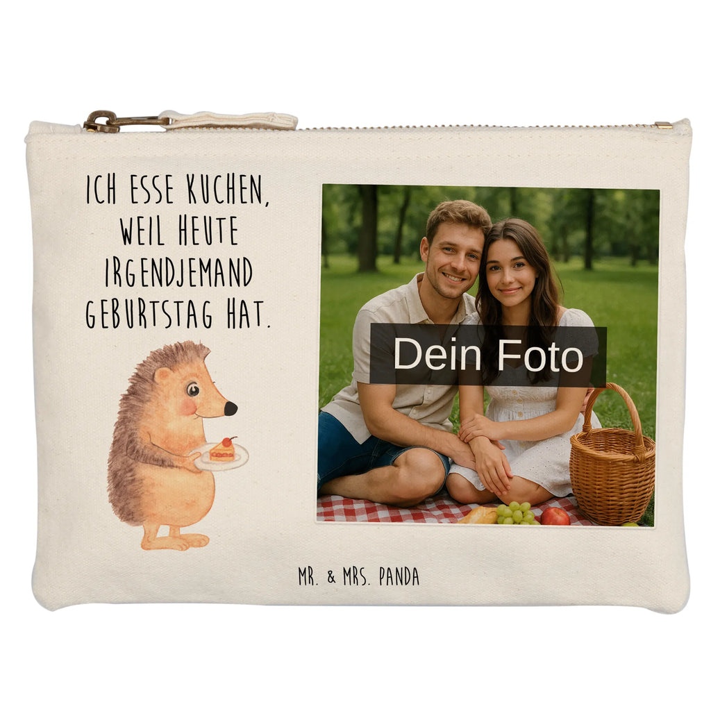 Personalisierte Foto Schminktasche Igel Kuchenstück Schminktasche Zum Aufhängen Mit Bild, Aufbewahrung Für Schminke Mit Foto, Make-Up Tasche Mit Foto, Kosmetiktasche Mit Foto, Kulturbeutel Damen Mit Foto, Schminkbeutel Mit Fotodruck, Schminktasche Groß Mit Bild, Kosmetiktasche Damen Mit Bild, Schminktasche Mit Fächern Und Bild, Schminktasche Tiermotiv Mit Eigenem Bild, Kosmetiktasche Für Handtasche Mit Foto, Schminktasche Reise Mit Foto, Schminktasche Mit Foto, Schminktasche Für Mädchen Mit Foto, Schminktasche Für Unterwegs Mit Foto, Stiftetasche Mit Eigenem Foto, Schminktasche Mit Reißverschluss Und Foto, Schminktasche Leder Mit Fotodruck, Reise-Kosmetiktasche Mit Eigenem Motiv, Personalisierte Schminktasche Mit Foto, Schminktasche Klein Mit Foto, Schminktasche Blumen Mit Foto, Kosmetiktasche Zum Mitnehmen Mit Bild, Schminktasche Geschenk Mit Foto, Kosmetiktasche Organizer Mit Foto, Stifteaufbewahrung Mit Bild, Schminktäschchen Mit Bild, Schminktasche Mit Wunschfoto, Schminktasche Stoff Mit Eigenem Foto, Schminktasche Mit Eigenem Bild, Schminktasche Für Teenager Mit Bild, Schminktasche Mit Muster Und Foto, Schminktasche Nachhaltig Mit Bild, Tiermotive, Gute Laune, lustige Sprüche, Tiere, Essen Spruch, Backen Geschenk, Geburtstagskuchen, Kuchen, Igel, Einladung Party, Torte, Kuchen backen