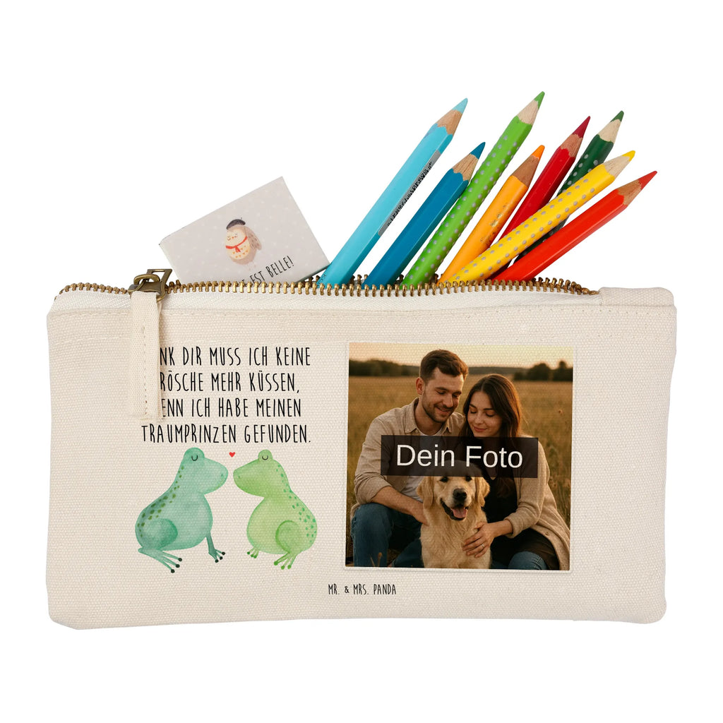 Personalisierte Foto Schminktasche Frosch Liebe Schminktasche Mit Reißverschluss Und Foto, Schminktasche Mit Fächern Und Bild, Schminktasche Nachhaltig Mit Bild, Kosmetiktasche Für Handtasche Mit Foto, Kosmetiktasche Damen Mit Bild, Schminktasche Für Unterwegs Mit Foto, Schminktasche Für Teenager Mit Bild, Schminktasche Mit Wunschfoto, Aufbewahrung Für Schminke Mit Foto, Stifteaufbewahrung Mit Bild, Schminktasche Reise Mit Foto, Schminktasche Mit Eigenem Bild, Stiftetasche Mit Eigenem Foto, Schminktasche Stoff Mit Eigenem Foto, Schminkbeutel Mit Fotodruck, Schminktasche Groß Mit Bild, Kosmetiktasche Mit Foto, Reise-Kosmetiktasche Mit Eigenem Motiv, Schminktasche Mit Foto, Schminktasche Klein Mit Foto, Schminktasche Blumen Mit Foto, Schminktasche Zum Aufhängen Mit Bild, Schminktasche Geschenk Mit Foto, Schminktasche Für Mädchen Mit Foto, Make-Up Tasche Mit Foto, Kosmetiktasche Zum Mitnehmen Mit Bild, Personalisierte Schminktasche Mit Foto, Schminktäschchen Mit Bild, Schminktasche Tiermotiv Mit Eigenem Bild, Schminktasche Leder Mit Fotodruck, Kosmetiktasche Organizer Mit Foto, Kulturbeutel Damen Mit Foto, Schminktasche Mit Muster Und Foto, Liebe, Partner, Freund, Freundin, Ehemann, Ehefrau, Heiraten, Verlobung, Heiratsantrag, Liebesgeschenk, Jahrestag, Hocheitstag, Verliebt, Verheiratet, Fröschchen, Geschenk Freundin, Geschenk Freund, Froschkönig, Frosch, Frösche, Verlobt, Liebesbeweis, Geschenk Hochzeit, Hochzeitstag