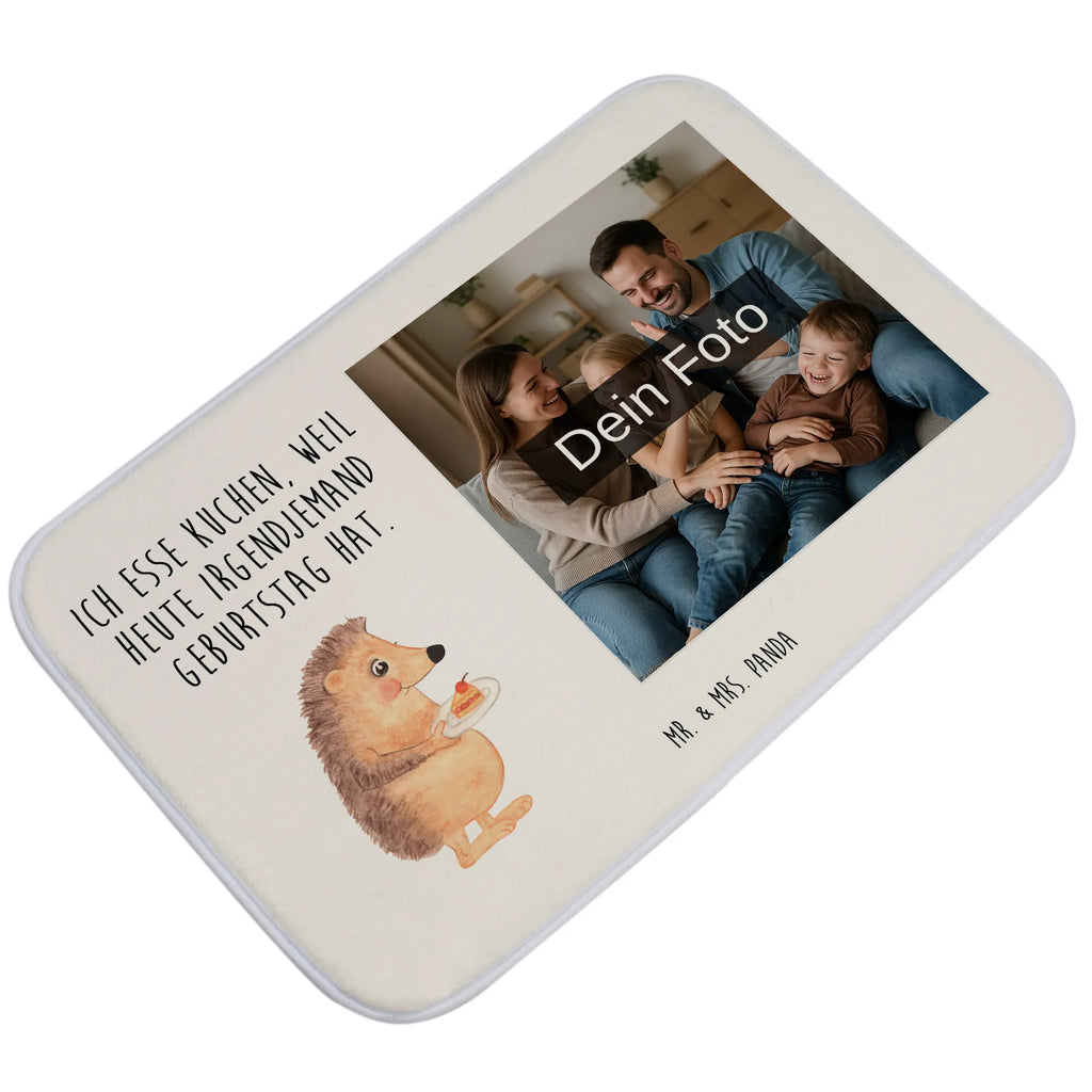 Personalisierte Foto Badematte Igel Kuchenstück Badteppich Mit Bild, Gäste-WC Badvorleger Mit Foto, Badematten Set Mit Foto, Badgarnitur Mit Foto, Runder Badvorleger Mit Foto, Badematte mit Foto, Rutschfester Badvorleger Mit Foto, Saugfähiger Badvorleger Mit Foto, Moderner Badvorleger Mit Bild, Badvorleger Mikrofaser Mit Foto, Bad Fußmatte Mit Bild, Design Badvorleger Mit Eigenem Foto, Badmatte Waschbar Mit Foto, Badematte selber gestalten, Werbegeschenk Mit Logo, Badläufer Mit Bild, Duschvorleger Mit Foto, Weicher Badvorleger Mit Bild, Badvorleger Mit Bild, Werbegeschenk Mit Foto, Teppich Fürs Bad Mit Eigenem Bild, Rechteckiger Badvorleger Mit Bild, Gemusterter Badvorleger Mit Bild, Schwarzer Badvorleger Mit Bild, Vintage Badvorleger Mit Foto, Badematte Mit Foto, Badvorleger Mit Eigenem Foto, Badvorleger Für Badewanne Mit Bild, Badematte Rutschfest Mit Foto, Badvorleger Mit Wunschbild, Badvorleger Mit Fotodruck, Personaliserter Badvorleger Mit Foto, Badezimmerteppich Mit Foto, Badvorleger Selbst Gestalten Mit Foto, Badvorleger Groß Mit Foto, Badezimmer Matte Mit Foto, Badvorleger Mit Eigenem Motiv, Klassischer Badvorleger Mit Foto, Firmengeschenk Mit Eigenem Logo, Weißer Badvorleger Mit Foto, Foto Badvorleger Für Dusche, Badvorleger Klein Mit Bild, Waschbarer Badvorleger Mit Foto, Badezimmermatte Mit Foto, Badvorleger Mit Foto, Badvorleger Baumwolle Mit Bild, Tiermotive, Gute Laune, lustige Sprüche, Tiere, Geburtstagskuchen, Torte, Kuchen backen, Kuchen, Essen Spruch, Einladung Party, Igel, Backen Geschenk
