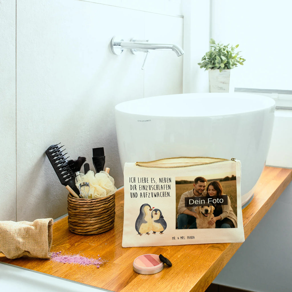 Personalisierte Foto Schminktasche Pinguine Einschlafen Make-Up Tasche Mit Foto, Kosmetiktasche Zum Mitnehmen Mit Bild, Schminktasche Geschenk Mit Foto, Schminktasche Nachhaltig Mit Bild, Stifteaufbewahrung Mit Bild, Schminktasche Mit Wunschfoto, Schminktasche Für Unterwegs Mit Foto, Kosmetiktasche Mit Foto, Schminktasche Für Teenager Mit Bild, Schminktasche Tiermotiv Mit Eigenem Bild, Schminktasche Mit Fächern Und Bild, Schminktasche Mit Muster Und Foto, Schminktasche Reise Mit Foto, Schminktasche Zum Aufhängen Mit Bild, Schminktasche Mit Foto, Aufbewahrung Für Schminke Mit Foto, Kulturbeutel Damen Mit Foto, Schminktasche Groß Mit Bild, Schminktasche Blumen Mit Foto, Schminktasche Stoff Mit Eigenem Foto, Schminktasche Für Mädchen Mit Foto, Schminkbeutel Mit Fotodruck, Schminktasche Mit Reißverschluss Und Foto, Schminktasche Mit Eigenem Bild, Kosmetiktasche Damen Mit Bild, Schminktasche Leder Mit Fotodruck, Personalisierte Schminktasche Mit Foto, Reise-Kosmetiktasche Mit Eigenem Motiv, Schminktasche Klein Mit Foto, Schminktäschchen Mit Bild, Kosmetiktasche Für Handtasche Mit Foto, Kosmetiktasche Organizer Mit Foto, Stiftetasche Mit Eigenem Foto, Liebe, Partner, Freund, Freundin, Ehemann, Ehefrau, Heiraten, Verlobung, Heiratsantrag, Liebesgeschenk, Jahrestag, Hocheitstag, Liebesbeweis, Hochzeitstag, Mitbringsel, für Männer, Valentinstag, Geschenk für Freundin, Geschenk für Frauen, Geschenk für Partner, für Ehemann