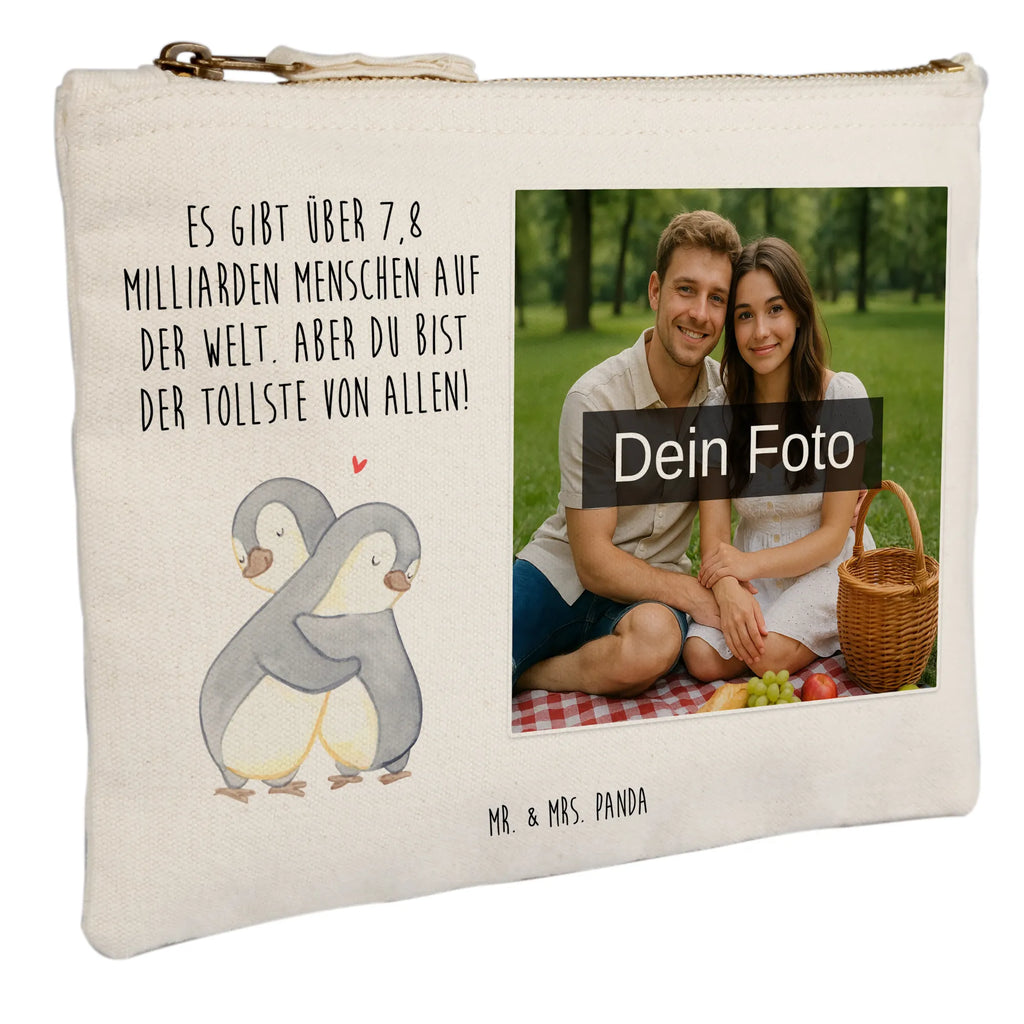Personalisierte Foto Schminktasche Pinguine Kuscheln Kulturbeutel Damen Mit Foto, Schminktasche Leder Mit Fotodruck, Schminktasche Mit Foto, Schminktasche Tiermotiv Mit Eigenem Bild, Kosmetiktasche Zum Mitnehmen Mit Bild, Make-Up Tasche Mit Foto, Schminktasche Mit Reißverschluss Und Foto, Reise-Kosmetiktasche Mit Eigenem Motiv, Schminktasche Mit Fächern Und Bild, Schminktasche Groß Mit Bild, Schminktasche Für Teenager Mit Bild, Schminktasche Geschenk Mit Foto, Schminktäschchen Mit Bild, Schminkbeutel Mit Fotodruck, Aufbewahrung Für Schminke Mit Foto, Schminktasche Klein Mit Foto, Schminktasche Für Mädchen Mit Foto, Schminktasche Mit Muster Und Foto, Schminktasche Mit Wunschfoto, Kosmetiktasche Organizer Mit Foto, Personalisierte Schminktasche Mit Foto, Kosmetiktasche Damen Mit Bild, Schminktasche Für Unterwegs Mit Foto, Schminktasche Zum Aufhängen Mit Bild, Schminktasche Blumen Mit Foto, Schminktasche Nachhaltig Mit Bild, Kosmetiktasche Für Handtasche Mit Foto, Schminktasche Reise Mit Foto, Kosmetiktasche Mit Foto, Stiftetasche Mit Eigenem Foto, Schminktasche Stoff Mit Eigenem Foto, Stifteaufbewahrung Mit Bild, Schminktasche Mit Eigenem Bild, Liebe, Partner, Freund, Freundin, Ehemann, Ehefrau, Heiraten, Verlobung, Heiratsantrag, Liebesgeschenk, Jahrestag, Hocheitstag, Geschenk für Partner, Hochzeitstag, Geschenk für Freundin, Liebesbeweis, Geschenk für Frauen, für Ehemann, Mitbringsel, für Männer, Valentinstag