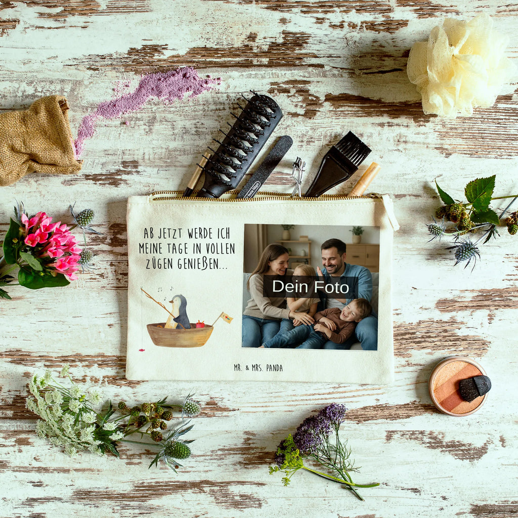 Personalisierte Foto Schminktasche Pinguin Angelboot Schminktasche Reise Mit Foto, Schminktasche Tiermotiv Mit Eigenem Bild, Schminktasche Für Unterwegs Mit Foto, Schminktasche Für Mädchen Mit Foto, Kosmetiktasche Zum Mitnehmen Mit Bild, Schminkbeutel Mit Fotodruck, Schminktasche Mit Reißverschluss Und Foto, Schminktasche Leder Mit Fotodruck, Schminktasche Mit Fächern Und Bild, Schminktasche Mit Eigenem Bild, Schminktäschchen Mit Bild, Schminktasche Mit Foto, Schminktasche Stoff Mit Eigenem Foto, Reise-Kosmetiktasche Mit Eigenem Motiv, Stifteaufbewahrung Mit Bild, Schminktasche Zum Aufhängen Mit Bild, Schminktasche Mit Muster Und Foto, Kosmetiktasche Mit Foto, Schminktasche Groß Mit Bild, Aufbewahrung Für Schminke Mit Foto, Stiftetasche Mit Eigenem Foto, Schminktasche Mit Wunschfoto, Kosmetiktasche Damen Mit Bild, Kosmetiktasche Organizer Mit Foto, Schminktasche Blumen Mit Foto, Personalisierte Schminktasche Mit Foto, Schminktasche Für Teenager Mit Bild, Schminktasche Geschenk Mit Foto, Schminktasche Klein Mit Foto, Make-Up Tasche Mit Foto, Kosmetiktasche Für Handtasche Mit Foto, Kulturbeutel Damen Mit Foto, Schminktasche Nachhaltig Mit Bild, Pinguin, Pinguine, Angelboot, Leben, Trennung, genießen, Lebenslust, Neuanfang, Scheidung, Geschenkidee Liebeskummer, Angeln, Neustart, Boot, Motivation