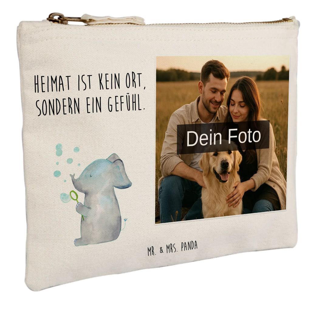 Personalisierte Foto Schminktasche Elefant Seifenblasen Schminktasche Nachhaltig Mit Bild, Kosmetiktasche Organizer Mit Foto, Stifteaufbewahrung Mit Bild, Stiftetasche Mit Eigenem Foto, Schminkbeutel Mit Fotodruck, Schminktasche Mit Eigenem Bild, Schminktasche Tiermotiv Mit Eigenem Bild, Schminktasche Mit Foto, Kosmetiktasche Für Handtasche Mit Foto, Schminktasche Mit Fächern Und Bild, Reise-Kosmetiktasche Mit Eigenem Motiv, Kosmetiktasche Zum Mitnehmen Mit Bild, Schminktasche Für Mädchen Mit Foto, Kulturbeutel Damen Mit Foto, Schminktasche Reise Mit Foto, Personalisierte Schminktasche Mit Foto, Schminktasche Mit Wunschfoto, Schminktasche Mit Muster Und Foto, Schminktasche Groß Mit Bild, Schminktasche Für Teenager Mit Bild, Schminktasche Zum Aufhängen Mit Bild, Schminktasche Leder Mit Fotodruck, Schminktäschchen Mit Bild, Schminktasche Klein Mit Foto, Schminktasche Für Unterwegs Mit Foto, Schminktasche Blumen Mit Foto, Aufbewahrung Für Schminke Mit Foto, Schminktasche Stoff Mit Eigenem Foto, Kosmetiktasche Mit Foto, Kosmetiktasche Damen Mit Bild, Schminktasche Geschenk Mit Foto, Make-Up Tasche Mit Foto, Schminktasche Mit Reißverschluss Und Foto, Tiermotive, Gute Laune, lustige Sprüche, Tiere, Liebe, Liebesbeweis, Liebesspruch, Heimat, Rüsseltier, Elefant, Dickhäuter, Gefühl. Daheim, Elefanten, Seifenblasen