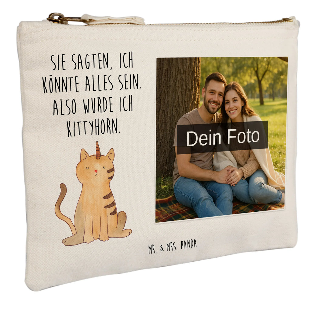 Personalisierte Foto Schminktasche Einhorn Katze Reise-Kosmetiktasche Mit Eigenem Motiv, Schminktasche Blumen Mit Foto, Schminktasche Für Teenager Mit Bild, Schminktasche Für Unterwegs Mit Foto, Personalisierte Schminktasche Mit Foto, Schminktasche Klein Mit Foto, Schminktasche Mit Reißverschluss Und Foto, Schminktasche Für Mädchen Mit Foto, Schminktasche Groß Mit Bild, Schminktasche Tiermotiv Mit Eigenem Bild, Schminktasche Mit Wunschfoto, Schminktäschchen Mit Bild, Schminktasche Leder Mit Fotodruck, Kulturbeutel Damen Mit Foto, Stiftetasche Mit Eigenem Foto, Schminktasche Stoff Mit Eigenem Foto, Schminktasche Reise Mit Foto, Make-Up Tasche Mit Foto, Schminkbeutel Mit Fotodruck, Schminktasche Geschenk Mit Foto, Aufbewahrung Für Schminke Mit Foto, Kosmetiktasche Mit Foto, Kosmetiktasche Organizer Mit Foto, Schminktasche Mit Fächern Und Bild, Kosmetiktasche Zum Mitnehmen Mit Bild, Kosmetiktasche Für Handtasche Mit Foto, Kosmetiktasche Damen Mit Bild, Stifteaufbewahrung Mit Bild, Schminktasche Mit Foto, Schminktasche Mit Muster Und Foto, Schminktasche Nachhaltig Mit Bild, Schminktasche Mit Eigenem Bild, Schminktasche Zum Aufhängen Mit Bild, Einhorn, Einhörner, Einhorn Deko, Unicorn, Katze, Kittyhorn, Mieze, Regenbogen, Katzer, Erwachsenwerden, Einhornkatze, Katzenhorn, Einhornpower, Glitzer