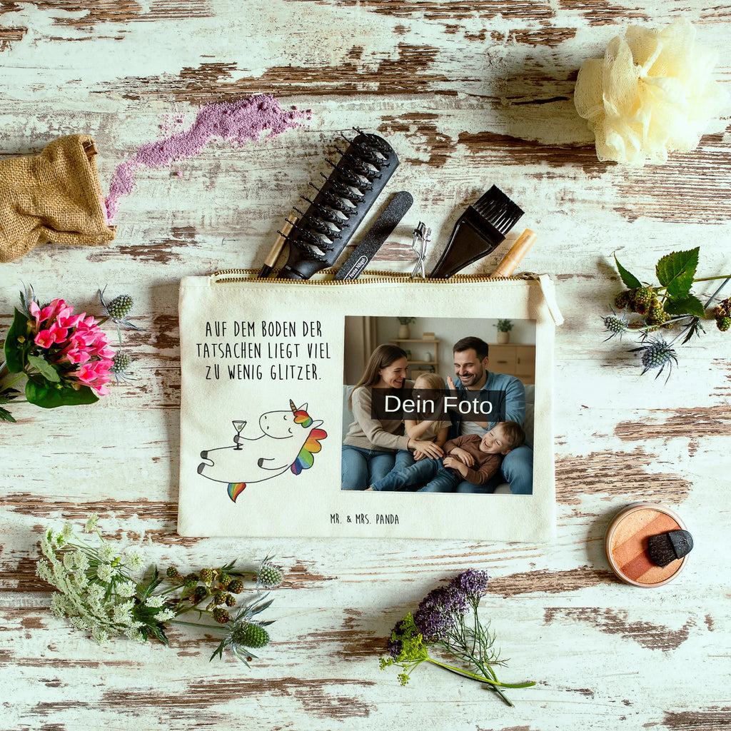 Personalisierte Foto Schminktasche Einhorn Cocktail Kulturbeutel Damen Mit Foto, Schminktasche Klein Mit Foto, Kosmetiktasche Organizer Mit Foto, Make-Up Tasche Mit Foto, Kosmetiktasche Zum Mitnehmen Mit Bild, Schminktasche Tiermotiv Mit Eigenem Bild, Schminktasche Mit Wunschfoto, Schminktasche Leder Mit Fotodruck, Kosmetiktasche Für Handtasche Mit Foto, Personalisierte Schminktasche Mit Foto, Reise-Kosmetiktasche Mit Eigenem Motiv, Schminkbeutel Mit Fotodruck, Stifteaufbewahrung Mit Bild, Schminktasche Für Mädchen Mit Foto, Schminktasche Reise Mit Foto, Schminktasche Stoff Mit Eigenem Foto, Schminktäschchen Mit Bild, Schminktasche Für Teenager Mit Bild, Aufbewahrung Für Schminke Mit Foto, Schminktasche Mit Foto, Schminktasche Nachhaltig Mit Bild, Kosmetiktasche Damen Mit Bild, Schminktasche Zum Aufhängen Mit Bild, Schminktasche Groß Mit Bild, Stiftetasche Mit Eigenem Foto, Kosmetiktasche Mit Foto, Schminktasche Geschenk Mit Foto, Schminktasche Mit Fächern Und Bild, Schminktasche Blumen Mit Foto, Schminktasche Mit Eigenem Bild, Schminktasche Mit Reißverschluss Und Foto, Schminktasche Mit Muster Und Foto, Schminktasche Für Unterwegs Mit Foto, Einhorn, Einhörner, Einhorn Deko, Unicorn, Rum, Cuba Libre, lustig, Feiern, Geburtstag, Party, Spaß, Freundin, witzig, Spruch, Glitzer, Sekt, Caipirinha