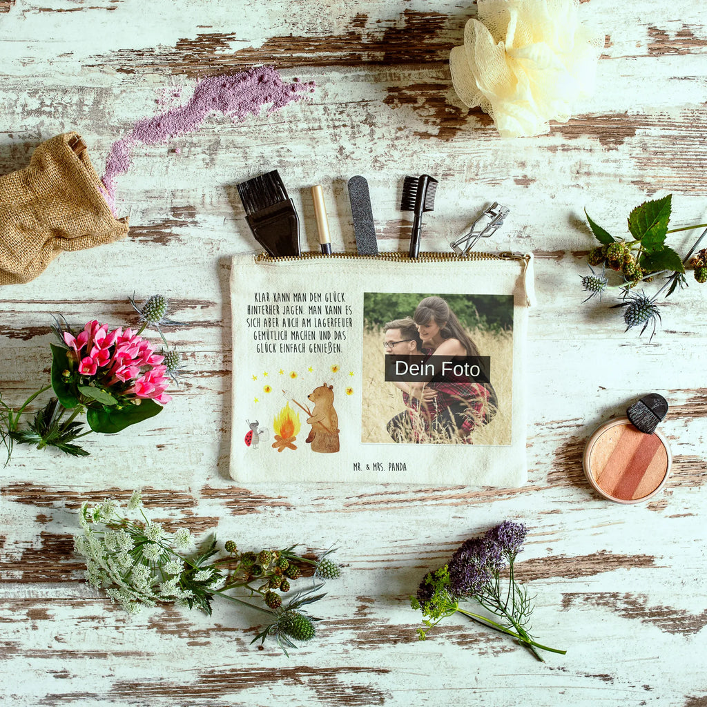 Personalisierte Foto Schminktasche Bär & Marienkäfer Lagerfeuer Schminktasche Blumen Mit Foto, Schminktasche Für Unterwegs Mit Foto, Schminktasche Zum Aufhängen Mit Bild, Kosmetiktasche Damen Mit Bild, Stiftetasche Mit Eigenem Foto, Schminktasche Mit Muster Und Foto, Schminktasche Tiermotiv Mit Eigenem Bild, Schminktasche Stoff Mit Eigenem Foto, Schminktasche Mit Fächern Und Bild, Schminktasche Leder Mit Fotodruck, Schminktasche Mit Eigenem Bild, Kosmetiktasche Organizer Mit Foto, Personalisierte Schminktasche Mit Foto, Reise-Kosmetiktasche Mit Eigenem Motiv, Aufbewahrung Für Schminke Mit Foto, Kosmetiktasche Mit Foto, Schminktäschchen Mit Bild, Kosmetiktasche Für Handtasche Mit Foto, Schminktasche Groß Mit Bild, Schminkbeutel Mit Fotodruck, Schminktasche Für Teenager Mit Bild, Schminktasche Für Mädchen Mit Foto, Stifteaufbewahrung Mit Bild, Schminktasche Nachhaltig Mit Bild, Make-Up Tasche Mit Foto, Schminktasche Mit Reißverschluss Und Foto, Kosmetiktasche Zum Mitnehmen Mit Bild, Kulturbeutel Damen Mit Foto, Schminktasche Geschenk Mit Foto, Schminktasche Reise Mit Foto, Schminktasche Mit Foto, Schminktasche Mit Wunschfoto, Schminktasche Klein Mit Foto, Bär, Teddy, Teddybär, Lagerfeuer