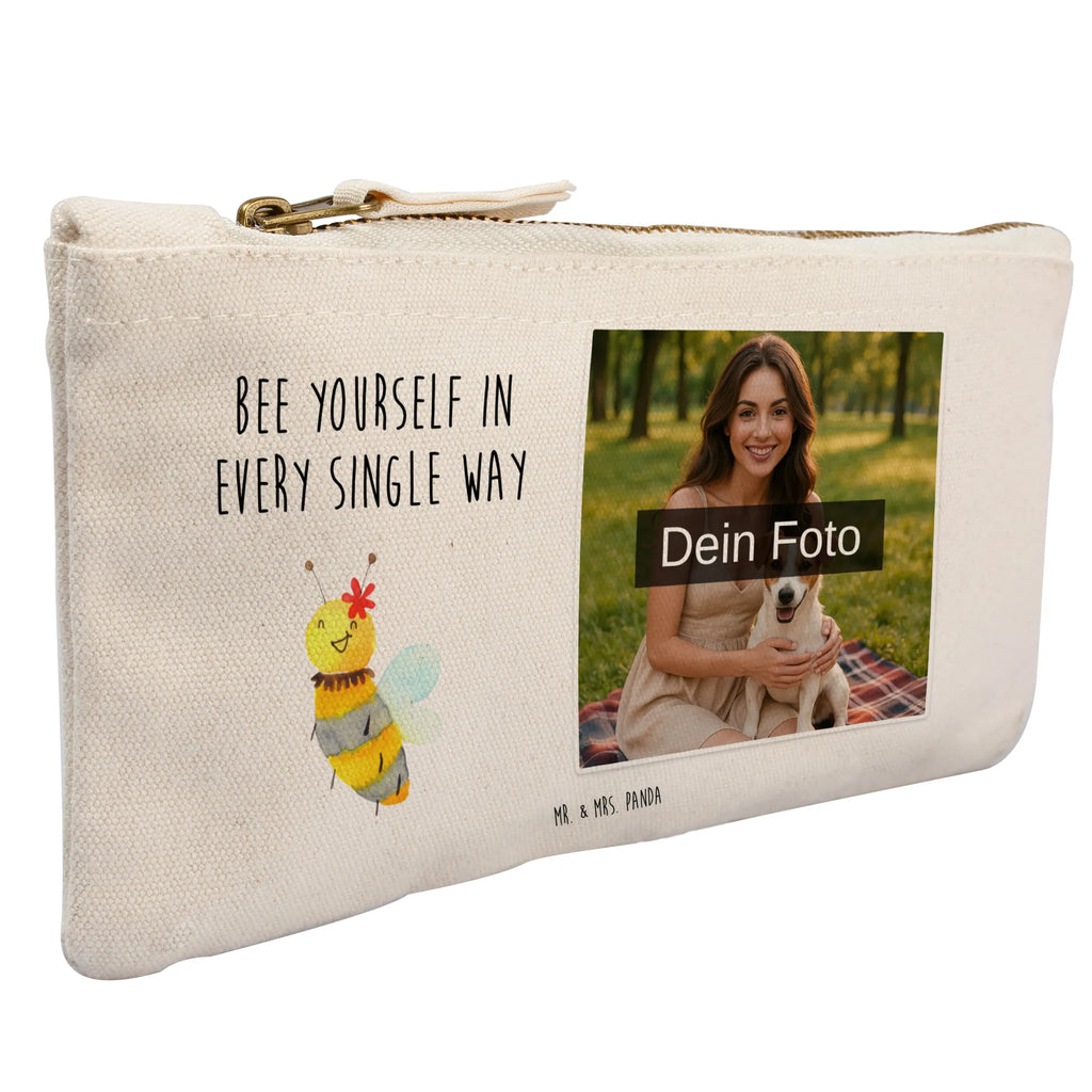 Personalisierte Foto Schminktasche Biene Blume Schminkbeutel Mit Fotodruck, Schminktasche Mit Foto, Kosmetiktasche Organizer Mit Foto, Stifteaufbewahrung Mit Bild, Schminktasche Nachhaltig Mit Bild, Schminktasche Blumen Mit Foto, Schminktasche Für Mädchen Mit Foto, Kosmetiktasche Mit Foto, Schminktasche Für Teenager Mit Bild, Kosmetiktasche Damen Mit Bild, Schminktasche Für Unterwegs Mit Foto, Schminktasche Zum Aufhängen Mit Bild, Schminktasche Klein Mit Foto, Schminktäschchen Mit Bild, Schminktasche Leder Mit Fotodruck, Aufbewahrung Für Schminke Mit Foto, Schminktasche Tiermotiv Mit Eigenem Bild, Schminktasche Mit Eigenem Bild, Schminktasche Mit Muster Und Foto, Kosmetiktasche Für Handtasche Mit Foto, Reise-Kosmetiktasche Mit Eigenem Motiv, Schminktasche Mit Fächern Und Bild, Schminktasche Stoff Mit Eigenem Foto, Stiftetasche Mit Eigenem Foto, Kosmetiktasche Zum Mitnehmen Mit Bild, Schminktasche Geschenk Mit Foto, Schminktasche Groß Mit Bild, Schminktasche Mit Reißverschluss Und Foto, Schminktasche Reise Mit Foto, Kulturbeutel Damen Mit Foto, Personalisierte Schminktasche Mit Foto, Make-Up Tasche Mit Foto, Schminktasche Mit Wunschfoto, Biene, Wespe, Hummel