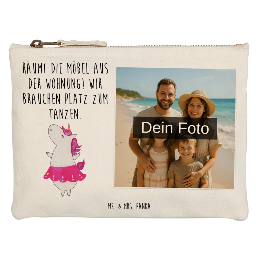 Personalisierte Foto Schminktasche Einhorn Ballerina Kosmetiktasche Mit Foto, Schminktasche Geschenk Mit Foto, Schminktasche Für Mädchen Mit Foto, Schminktasche Mit Muster Und Foto, Schminktasche Groß Mit Bild, Kosmetiktasche Organizer Mit Foto, Schminktasche Für Teenager Mit Bild, Kosmetiktasche Für Handtasche Mit Foto, Schminktasche Nachhaltig Mit Bild, Kosmetiktasche Damen Mit Bild, Kosmetiktasche Zum Mitnehmen Mit Bild, Schminktasche Mit Wunschfoto, Schminktasche Klein Mit Foto, Stiftetasche Mit Eigenem Foto, Schminktasche Zum Aufhängen Mit Bild, Kulturbeutel Damen Mit Foto, Aufbewahrung Für Schminke Mit Foto, Schminktasche Stoff Mit Eigenem Foto, Schminktasche Für Unterwegs Mit Foto, Schminkbeutel Mit Fotodruck, Schminktasche Tiermotiv Mit Eigenem Bild, Schminktasche Reise Mit Foto, Schminktasche Blumen Mit Foto, Schminktasche Leder Mit Fotodruck, Schminktäschchen Mit Bild, Make-Up Tasche Mit Foto, Stifteaufbewahrung Mit Bild, Schminktasche Mit Eigenem Bild, Reise-Kosmetiktasche Mit Eigenem Motiv, Schminktasche Mit Foto, Personalisierte Schminktasche Mit Foto, Schminktasche Mit Fächern Und Bild, Schminktasche Mit Reißverschluss Und Foto, Einhorn, Einhörner, Einhorn Deko, Unicorn, Spaß, Lebenslust, Tanzen, Lebensfreude, Ballerina, Geburtstag, Feiern, Tänzerin, Wohnung, Party
