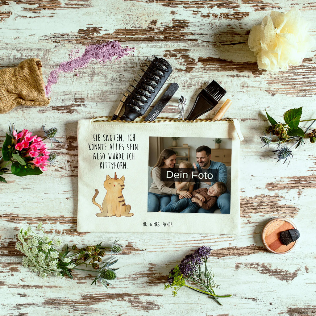 Personalisierte Foto Schminktasche Einhorn Katze Reise-Kosmetiktasche Mit Eigenem Motiv, Schminktasche Blumen Mit Foto, Schminktasche Für Teenager Mit Bild, Schminktasche Für Unterwegs Mit Foto, Personalisierte Schminktasche Mit Foto, Schminktasche Klein Mit Foto, Schminktasche Mit Reißverschluss Und Foto, Schminktasche Für Mädchen Mit Foto, Schminktasche Groß Mit Bild, Schminktasche Tiermotiv Mit Eigenem Bild, Schminktasche Mit Wunschfoto, Schminktäschchen Mit Bild, Schminktasche Leder Mit Fotodruck, Kulturbeutel Damen Mit Foto, Stiftetasche Mit Eigenem Foto, Schminktasche Stoff Mit Eigenem Foto, Schminktasche Reise Mit Foto, Make-Up Tasche Mit Foto, Schminkbeutel Mit Fotodruck, Schminktasche Geschenk Mit Foto, Aufbewahrung Für Schminke Mit Foto, Kosmetiktasche Mit Foto, Kosmetiktasche Organizer Mit Foto, Schminktasche Mit Fächern Und Bild, Kosmetiktasche Zum Mitnehmen Mit Bild, Kosmetiktasche Für Handtasche Mit Foto, Kosmetiktasche Damen Mit Bild, Stifteaufbewahrung Mit Bild, Schminktasche Mit Foto, Schminktasche Mit Muster Und Foto, Schminktasche Nachhaltig Mit Bild, Schminktasche Mit Eigenem Bild, Schminktasche Zum Aufhängen Mit Bild, Einhorn, Einhörner, Einhorn Deko, Unicorn, Katze, Kittyhorn, Mieze, Regenbogen, Katzer, Erwachsenwerden, Einhornkatze, Katzenhorn, Einhornpower, Glitzer