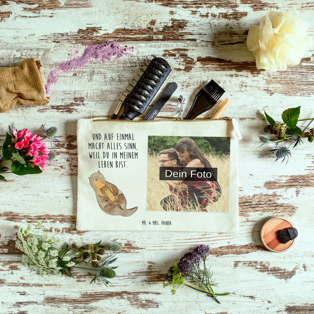 Personalisierte Foto Schminktasche Otter Kind Schminktasche Blumen Mit Foto, Stifteaufbewahrung Mit Bild, Kulturbeutel Damen Mit Foto, Kosmetiktasche Damen Mit Bild, Reise-Kosmetiktasche Mit Eigenem Motiv, Schminktasche Reise Mit Foto, Schminktasche Tiermotiv Mit Eigenem Bild, Schminktasche Mit Eigenem Bild, Kosmetiktasche Organizer Mit Foto, Schminktasche Mit Muster Und Foto, Schminktasche Für Teenager Mit Bild, Schminktasche Leder Mit Fotodruck, Stiftetasche Mit Eigenem Foto, Kosmetiktasche Zum Mitnehmen Mit Bild, Schminktasche Mit Fächern Und Bild, Schminktasche Mit Reißverschluss Und Foto, Schminktasche Für Mädchen Mit Foto, Kosmetiktasche Für Handtasche Mit Foto, Schminktasche Geschenk Mit Foto, Schminktasche Zum Aufhängen Mit Bild, Aufbewahrung Für Schminke Mit Foto, Personalisierte Schminktasche Mit Foto, Schminktasche Mit Wunschfoto, Schminktasche Nachhaltig Mit Bild, Kosmetiktasche Mit Foto, Schminktasche Mit Foto, Schminktasche Klein Mit Foto, Schminktasche Für Unterwegs Mit Foto, Schminktäschchen Mit Bild, Schminkbeutel Mit Fotodruck, Make-Up Tasche Mit Foto, Schminktasche Groß Mit Bild, Schminktasche Stoff Mit Eigenem Foto, Otter, Fischotter, Seeotter, Otter Seeotter See Otter