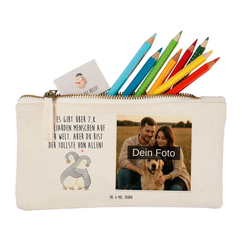 Personalisierte Foto Schminktasche Pinguine Kuscheln Kulturbeutel Damen Mit Foto, Schminktasche Leder Mit Fotodruck, Schminktasche Mit Foto, Schminktasche Tiermotiv Mit Eigenem Bild, Kosmetiktasche Zum Mitnehmen Mit Bild, Make-Up Tasche Mit Foto, Schminktasche Mit Reißverschluss Und Foto, Reise-Kosmetiktasche Mit Eigenem Motiv, Schminktasche Mit Fächern Und Bild, Schminktasche Groß Mit Bild, Schminktasche Für Teenager Mit Bild, Schminktasche Geschenk Mit Foto, Schminktäschchen Mit Bild, Schminkbeutel Mit Fotodruck, Aufbewahrung Für Schminke Mit Foto, Schminktasche Klein Mit Foto, Schminktasche Für Mädchen Mit Foto, Schminktasche Mit Muster Und Foto, Schminktasche Mit Wunschfoto, Kosmetiktasche Organizer Mit Foto, Personalisierte Schminktasche Mit Foto, Kosmetiktasche Damen Mit Bild, Schminktasche Für Unterwegs Mit Foto, Schminktasche Zum Aufhängen Mit Bild, Schminktasche Blumen Mit Foto, Schminktasche Nachhaltig Mit Bild, Kosmetiktasche Für Handtasche Mit Foto, Schminktasche Reise Mit Foto, Kosmetiktasche Mit Foto, Stiftetasche Mit Eigenem Foto, Schminktasche Stoff Mit Eigenem Foto, Stifteaufbewahrung Mit Bild, Schminktasche Mit Eigenem Bild, Liebe, Partner, Freund, Freundin, Ehemann, Ehefrau, Heiraten, Verlobung, Heiratsantrag, Liebesgeschenk, Jahrestag, Hocheitstag, Geschenk für Partner, Hochzeitstag, Geschenk für Freundin, Liebesbeweis, Geschenk für Frauen, für Ehemann, Mitbringsel, für Männer, Valentinstag