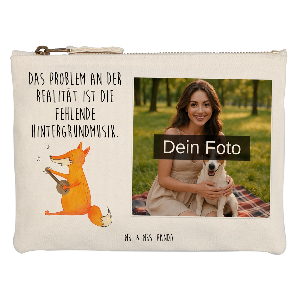 Personalisierte Foto Schminktasche Fuchs Gitarre Schminktasche Nachhaltig Mit Bild, Stifteaufbewahrung Mit Bild, Schminktasche Mit Wunschfoto, Kosmetiktasche Organizer Mit Foto, Schminkbeutel Mit Fotodruck, Schminktasche Mit Eigenem Bild, Make-Up Tasche Mit Foto, Schminktasche Für Mädchen Mit Foto, Schminktasche Groß Mit Bild, Schminktasche Blumen Mit Foto, Schminktasche Leder Mit Fotodruck, Kosmetiktasche Für Handtasche Mit Foto, Kosmetiktasche Damen Mit Bild, Schminktasche Reise Mit Foto, Schminktäschchen Mit Bild, Schminktasche Stoff Mit Eigenem Foto, Schminktasche Für Unterwegs Mit Foto, Kosmetiktasche Zum Mitnehmen Mit Bild, Reise-Kosmetiktasche Mit Eigenem Motiv, Schminktasche Für Teenager Mit Bild, Aufbewahrung Für Schminke Mit Foto, Stiftetasche Mit Eigenem Foto, Kulturbeutel Damen Mit Foto, Schminktasche Mit Muster Und Foto, Schminktasche Mit Foto, Kosmetiktasche Mit Foto, Schminktasche Mit Reißverschluss Und Foto, Personalisierte Schminktasche Mit Foto, Schminktasche Tiermotiv Mit Eigenem Bild, Schminktasche Klein Mit Foto, Schminktasche Zum Aufhängen Mit Bild, Schminktasche Mit Fächern Und Bild, Schminktasche Geschenk Mit Foto, Fuchs, Sänger, Füchse, Sängerin, Geschenk Musiker, Musik Spruch, Musikerin, Gitarre