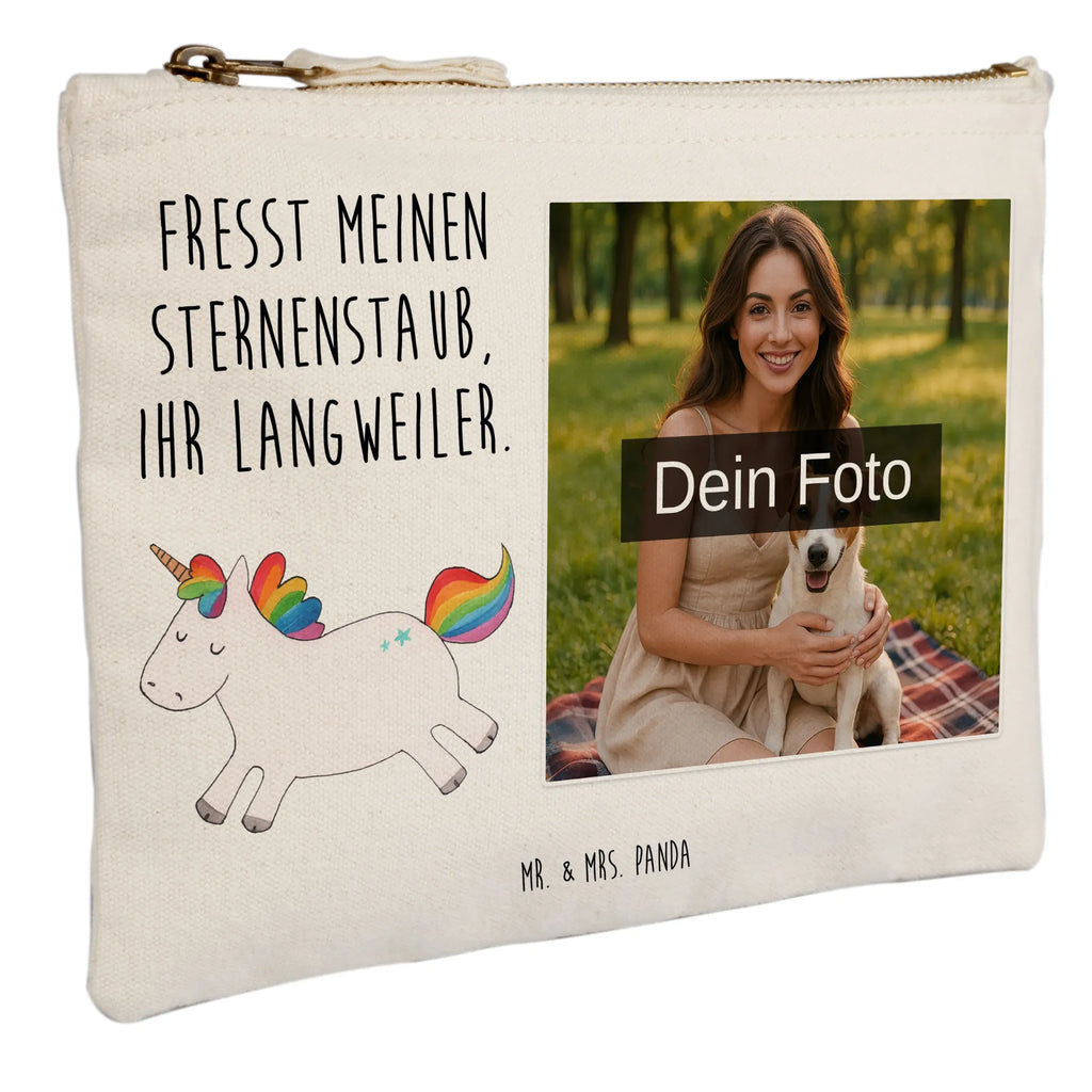 Personalisierte Foto Schminktasche Einhorn Happy Schminktasche Für Mädchen Mit Foto, Schminktasche Mit Reißverschluss Und Foto, Kosmetiktasche Zum Mitnehmen Mit Bild, Kosmetiktasche Mit Foto, Schminktasche Mit Wunschfoto, Schminkbeutel Mit Fotodruck, Schminktasche Leder Mit Fotodruck, Aufbewahrung Für Schminke Mit Foto, Kulturbeutel Damen Mit Foto, Schminktasche Groß Mit Bild, Schminktasche Geschenk Mit Foto, Schminktäschchen Mit Bild, Schminktasche Blumen Mit Foto, Make-Up Tasche Mit Foto, Schminktasche Reise Mit Foto, Schminktasche Für Unterwegs Mit Foto, Stifteaufbewahrung Mit Bild, Kosmetiktasche Organizer Mit Foto, Stiftetasche Mit Eigenem Foto, Schminktasche Mit Foto, Schminktasche Mit Eigenem Bild, Schminktasche Tiermotiv Mit Eigenem Bild, Kosmetiktasche Für Handtasche Mit Foto, Reise-Kosmetiktasche Mit Eigenem Motiv, Schminktasche Zum Aufhängen Mit Bild, Schminktasche Für Teenager Mit Bild, Kosmetiktasche Damen Mit Bild, Schminktasche Klein Mit Foto, Schminktasche Mit Muster Und Foto, Schminktasche Nachhaltig Mit Bild, Schminktasche Mit Fächern Und Bild, Personalisierte Schminktasche Mit Foto, Schminktasche Stoff Mit Eigenem Foto, Einhorn, Einhörner, Einhorn Deko, Unicorn, fröhlich, Lächeln, Lebensfreude, glücklich, Lachen, witzig, spannend, Spaß, Freude