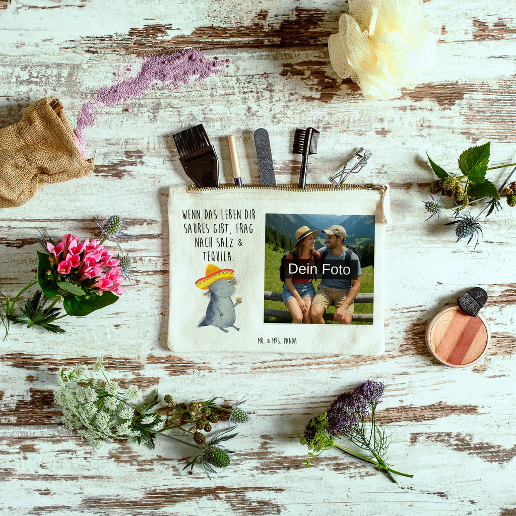 Personalisierte Foto Schminktasche Axolotl Tequila Schminktasche Mit Reißverschluss Und Foto, Schminktasche Für Unterwegs Mit Foto, Schminktasche Mit Wunschfoto, Schminktasche Zum Aufhängen Mit Bild, Aufbewahrung Für Schminke Mit Foto, Schminktasche Klein Mit Foto, Schminktasche Nachhaltig Mit Bild, Stiftetasche Mit Eigenem Foto, Schminktasche Mit Foto, Schminkbeutel Mit Fotodruck, Kosmetiktasche Zum Mitnehmen Mit Bild, Stifteaufbewahrung Mit Bild, Kulturbeutel Damen Mit Foto, Schminktasche Stoff Mit Eigenem Foto, Schminktasche Reise Mit Foto, Personalisierte Schminktasche Mit Foto, Kosmetiktasche Mit Foto, Schminktasche Für Mädchen Mit Foto, Schminktasche Groß Mit Bild, Make-Up Tasche Mit Foto, Schminktasche Mit Fächern Und Bild, Schminktasche Blumen Mit Foto, Reise-Kosmetiktasche Mit Eigenem Motiv, Schminktasche Leder Mit Fotodruck, Schminktasche Für Teenager Mit Bild, Schminktasche Mit Eigenem Bild, Kosmetiktasche Für Handtasche Mit Foto, Schminktasche Mit Muster Und Foto, Kosmetiktasche Organizer Mit Foto, Kosmetiktasche Damen Mit Bild, Schminktasche Tiermotiv Mit Eigenem Bild, Schminktäschchen Mit Bild, Schminktasche Geschenk Mit Foto, Axolotl, Molch, Tequila, Mexico, Feuerdrache, Zitrone, Lurche, Spruch, Lurch, Motivation, Feuersalamander, Sombrero, Schwanzlurch, Mexiko, Axolot