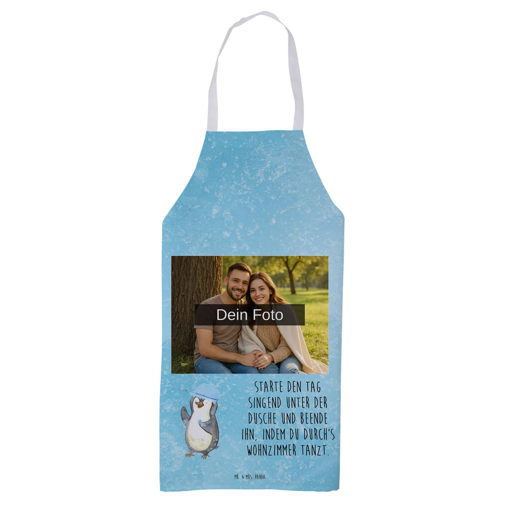 Personalisierte Foto Kochschürze Pinguin Duschen Schürze Selbst Gestalten Mit Bild, Schürze Mit Urlaubsfoto, Foto-Schürze Für Küche, Schürze Für Geburtstag Mit Foto, Geschenk-Schürze Mit Foto, Grillschürze Mit Foto, Kochschürze Mit Foto, Küchenschürze Mit Bild, Schürze Mit Wunschfoto Und Namen, Werbeschürze Mit Wunschfoto, Schürze Für Grillmeister Mit Wunschfoto, Schürze Für Weihnachten Mit Bild, Schürze Mit Kinderfoto, Schürze Mit Lieblingsfoto, Schürze Aus Baumwolle Mit Wunschbild, Backschürze Mit Wunschbild, Lustige Schürze Mit Bild, Latzschürze Mit Eigenem Foto, Schürze Mit Fotodruck, Kinderschürze Mit Eigenem Bild, Personalisierte Kochschürze Mit Wunschfoto, Küchenschürze Für Frauen Mit Foto, Schürze Mit Eigenem Motiv, Grillschürze Mit Haustierfoto, Fotogeschenk Schürze, Schürze Aus Polyester Mit Foto, Küchenschürze Mit Familienfoto, Foto-Grillschürze Für Männer, Schürze Für Hobbykoch Mit Bild, Schürze Mit Persönlichem Foto, Handgemachte Schürze Mit Fotodruck, Schürze Mit Firmenlogo Und Foto, Pinguin, Motivation, Pinguine, duschen, Dusche, Neustart, Lebensmotto, glücklich sein, Neuanfang
