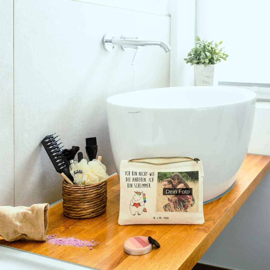 Personalisierte Foto Schminktasche Einhorn Herz Schminktasche Blumen Mit Foto, Schminktasche Mit Muster Und Foto, Kulturbeutel Damen Mit Foto, Schminktasche Tiermotiv Mit Eigenem Bild, Kosmetiktasche Zum Mitnehmen Mit Bild, Stifteaufbewahrung Mit Bild, Kosmetiktasche Damen Mit Bild, Personalisierte Schminktasche Mit Foto, Schminktasche Groß Mit Bild, Schminktasche Für Teenager Mit Bild, Reise-Kosmetiktasche Mit Eigenem Motiv, Kosmetiktasche Organizer Mit Foto, Schminktasche Mit Eigenem Bild, Schminktäschchen Mit Bild, Schminktasche Für Mädchen Mit Foto, Kosmetiktasche Für Handtasche Mit Foto, Schminktasche Reise Mit Foto, Schminktasche Geschenk Mit Foto, Kosmetiktasche Mit Foto, Schminktasche Klein Mit Foto, Aufbewahrung Für Schminke Mit Foto, Schminktasche Stoff Mit Eigenem Foto, Schminktasche Mit Foto, Schminktasche Leder Mit Fotodruck, Make-Up Tasche Mit Foto, Schminktasche Mit Reißverschluss Und Foto, Schminktasche Für Unterwegs Mit Foto, Schminkbeutel Mit Fotodruck, Stiftetasche Mit Eigenem Foto, Schminktasche Mit Wunschfoto, Schminktasche Nachhaltig Mit Bild, Schminktasche Zum Aufhängen Mit Bild, Schminktasche Mit Fächern Und Bild, Einhorn, Einhörner, Einhorn Deko, Unicorn, witzig, Freundin, anders, lustig, Herz, bunt, schlimm, böse