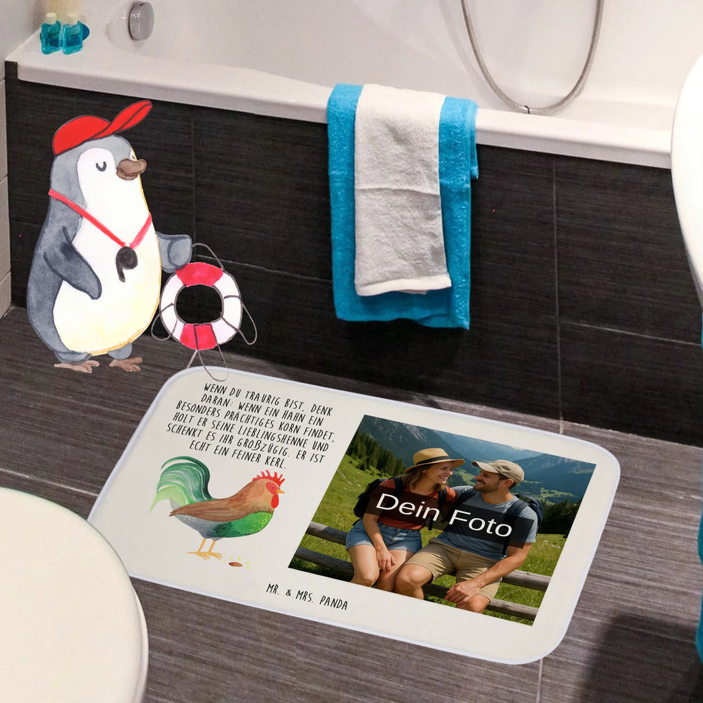 Personalisierte Foto Badematte Hahn Korn Badvorleger Mikrofaser Mit Foto, Firmengeschenk Mit Eigenem Logo, Badvorleger Mit Fotodruck, Badteppich Mit Bild, Vintage Badvorleger Mit Foto, Gäste-WC Badvorleger Mit Foto, Badvorleger Baumwolle Mit Bild, Weicher Badvorleger Mit Bild, Weißer Badvorleger Mit Foto, Badezimmermatte Mit Foto, Runder Badvorleger Mit Foto, Schwarzer Badvorleger Mit Bild, Duschvorleger Mit Foto, Badvorleger Mit Foto, Rechteckiger Badvorleger Mit Bild, Badematten Set Mit Foto, Teppich Fürs Bad Mit Eigenem Bild, Waschbarer Badvorleger Mit Foto, Badvorleger Mit Eigenem Motiv, Badematte selber gestalten, Werbegeschenk Mit Foto, Badmatte Waschbar Mit Foto, Rutschfester Badvorleger Mit Foto, Badematte mit Foto, Badvorleger Groß Mit Foto, Badvorleger Mit Eigenem Foto, Werbegeschenk Mit Logo, Badvorleger Selbst Gestalten Mit Foto, Design Badvorleger Mit Eigenem Foto, Gemusterter Badvorleger Mit Bild, Foto Badvorleger Für Dusche, Badläufer Mit Bild, Klassischer Badvorleger Mit Foto, Bad Fußmatte Mit Bild, Badematte Rutschfest Mit Foto, Moderner Badvorleger Mit Bild, Badezimmer Matte Mit Foto, Badgarnitur Mit Foto, Badvorleger Mit Bild, Personaliserter Badvorleger Mit Foto, Saugfähiger Badvorleger Mit Foto, Badezimmerteppich Mit Foto, Badvorleger Für Badewanne Mit Bild, Badvorleger Mit Wunschbild, Badematte Mit Foto, Badvorleger Klein Mit Bild, Bauernhof, Hoftiere, Landwirt, Landwirtin, Natur, Eier, Korn, Hahn, Henne