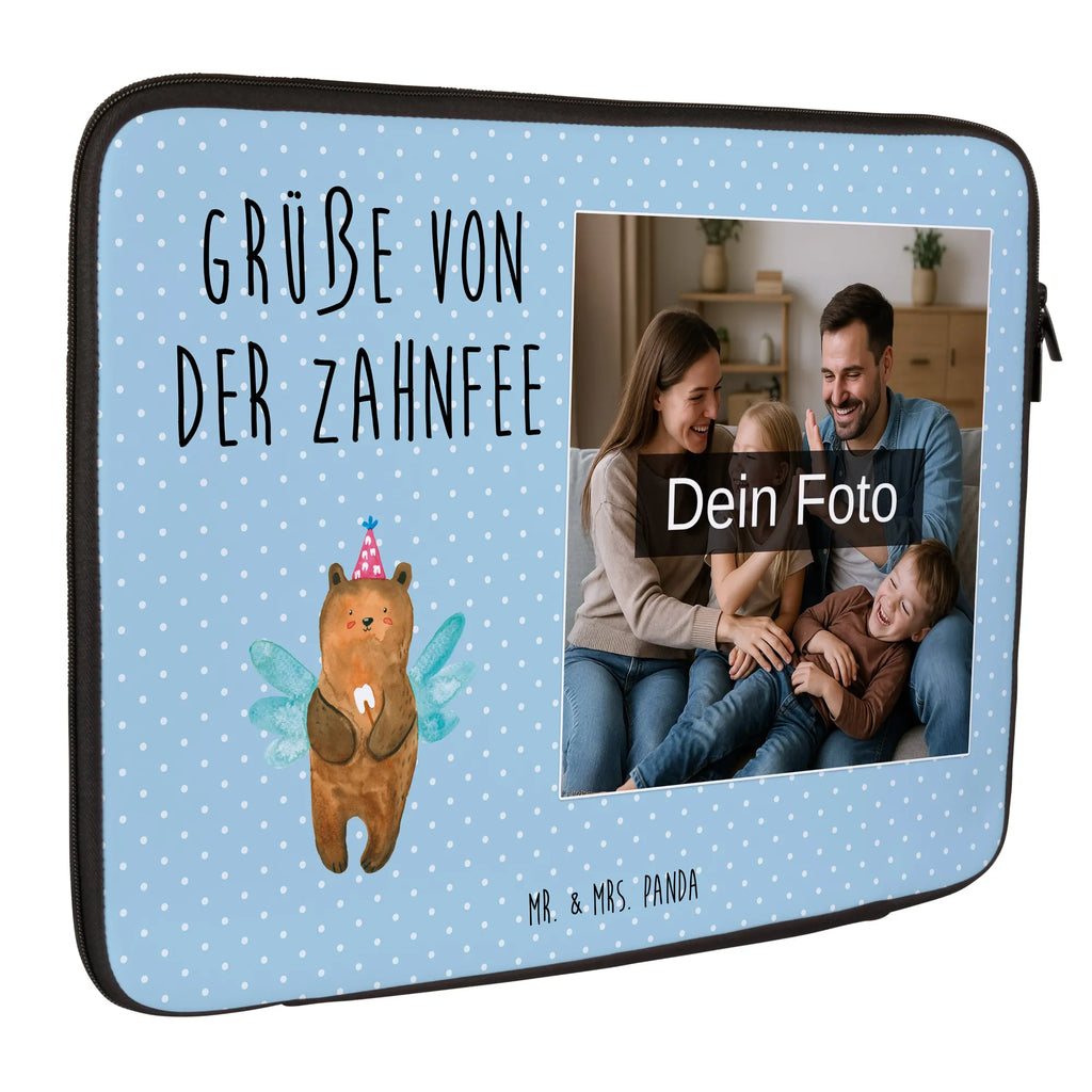 Personalisierte Foto Notebook Tasche Bär Zahnfee Notebooktasche Mit Zubehörfach Und Bild, Notebooktasche Für 17 Zoll Mit Foto, Laptop-Umhängetasche Mit Wunschbild, Notebook-Umhängetasche Mit Foto, Notebooktasche Für Herren Mit Foto, Notebooktasche Mit Foto, Gepolsterte Notebooktasche Mit Foto, Wasserfeste Notebooktasche Mit Wunschfoto, Ergonomische Notebooktasche Mit Fotodruck, Laptop-Messenger-Bag Mit Wunschfoto, Notebook-Rucksack Mit Fotodruck, Notebook-Tasche Aus Leder Mit Bild, Notebooktasche Für 13 Zoll Mit Fotodruck, Robuste Notebooktasche Mit Wunschfoto, Slim Notebooktasche Mit Fotodruck, Notebook-Tasche Aus Nylon Mit Wunschbild, Notebooktasche Für 15 Zoll Mit Wunschbild, Notebooktasche Mit Reißverschluss Und Foto, Personalisierte Notebooktasche Mit Bild, Notebook-Aktentasche Mit Foto, Laptop-Rucksack Mit Eigenem Bild, Laptoptasche Mit Fotodruck, Moderne Notebooktasche Mit Fotodruck, Reisegeeignete Notebooktasche Mit Foto, Studenten-Notebooktasche Mit Foto., Casual Notebooktasche Mit Wunschfoto, Notebooktasche Für Damen Mit Fotomotiv, Notebook-Tasche Aus Neopren Mit Foto, Notebooktasche Mit Tragegriff Und Fotodruck, Minimalistische Notebooktasche Mit Fotodruck, Rucksackstil Notebooktasche Mit Foto, Leichte Notebooktasche Mit Foto, Laptop-Case Mit Eigenem Foto, Laptop-Aktentasche Mit Fotomotiv, Notebook-Querträger Mit Foto, Notebooktasche Mit Schultergurt Und Bild, Notebooktasche Mit Organizerfach Und Foto, Notebook-Tasche Aus Canvas Mit Fotodruck, Büro-Notebooktasche Mit Wunschbild, Business Notebooktasche Mit Foto, Vintage Notebooktasche Mit Foto, Klassische Notebooktasche Mit Wunschbild, Notebook-Sleeve Mit Fotopersonalisierung, Notebookhülle Mit Wunschfoto, Bär, Teddy, Teddybär, Milchzahn, Fee, Erster Zahn, Zahnfee