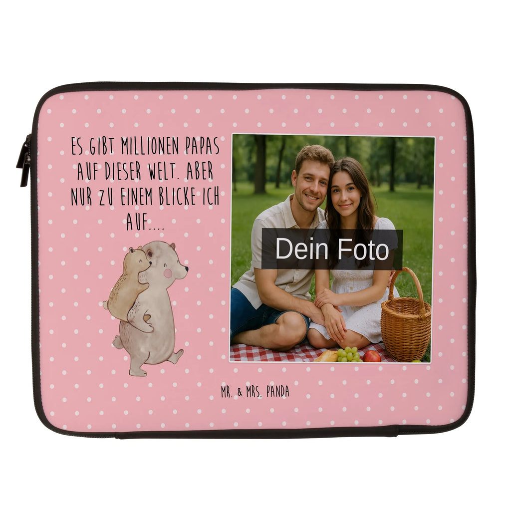 Personalisierte Foto Notebook Tasche Papa Bär Notebooktasche Mit Foto, Personalisierte Notebooktasche Mit Bild, Notebookhülle Mit Wunschfoto, Laptoptasche Mit Fotodruck, Laptop-Case Mit Eigenem Foto, Notebook-Sleeve Mit Fotopersonalisierung, Notebook-Umhängetasche Mit Foto, Laptop-Umhängetasche Mit Wunschbild, Notebook-Rucksack Mit Fotodruck, Laptop-Rucksack Mit Eigenem Bild, Notebook-Aktentasche Mit Foto, Laptop-Aktentasche Mit Fotomotiv, Notebook-Querträger Mit Foto, Laptop-Messenger-Bag Mit Wunschfoto, Notebook-Tasche Aus Leder Mit Bild, Notebook-Tasche Aus Neopren Mit Foto, Notebook-Tasche Aus Nylon Mit Wunschbild, Notebook-Tasche Aus Canvas Mit Fotodruck, Gepolsterte Notebooktasche Mit Foto, Wasserfeste Notebooktasche Mit Wunschfoto, Notebooktasche Mit Reißverschluss Und Foto, Notebooktasche Mit Tragegriff Und Fotodruck, Notebooktasche Mit Schultergurt Und Bild, Notebooktasche Mit Organizerfach Und Foto, Notebooktasche Für 13 Zoll Mit Fotodruck, Notebooktasche Für 15 Zoll Mit Wunschbild, Notebooktasche Für 17 Zoll Mit Foto, Slim Notebooktasche Mit Fotodruck, Business Notebooktasche Mit Foto, Casual Notebooktasche Mit Wunschfoto, Notebooktasche Für Damen Mit Fotomotiv, Notebooktasche Für Herren Mit Foto, Moderne Notebooktasche Mit Fotodruck, Klassische Notebooktasche Mit Wunschbild, Vintage Notebooktasche Mit Foto, Minimalistische Notebooktasche Mit Fotodruck, Robuste Notebooktasche Mit Wunschfoto, Leichte Notebooktasche Mit Foto, Ergonomische Notebooktasche Mit Fotodruck, Rucksackstil Notebooktasche Mit Foto, Notebooktasche Mit Zubehörfach Und Bild, Reisegeeignete Notebooktasche Mit Foto, Büro-Notebooktasche Mit Wunschbild, Studenten-Notebooktasche Mit Foto., Familie, Vatertag, Muttertag, Bruder, Schwester, Mama, Papa, Oma, Opa, Geschenk, Vater, Papi, Vati, Onkel, Geburtstag