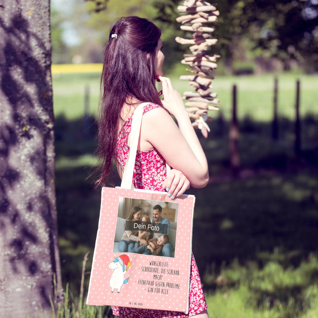 Personalisierte Foto Einkaufstasche Einhorn Weihnachtsmann Bunte Tragetasche Mit Bild, Große Tragetasche Mit Bild, Tragetasche Modern Mit Fotodruck, Einkaufstasche Mit Bild, Tragetasche Für Kinder Mit Foto, Vintage Tragetasche Mit Foto, Leinentasche Mit Bild, Tragetasche Selbst Gestalten Mit Foto, Tragetasche Für Schule Mit Bild, Lustige Tragetasche Mit Foto, Tragetasche Als Geschenk Mit Foto, Tragetasche Für Damen Mit Wunschfoto, Jutetasche Mit Wunschfoto, Faltbare Tragetasche Mit Foto, Tragetasche Mit Fotodruck, Tragetasche Für Alltag Mit Bild, Design Tragetasche Mit Bild, Tragetasche Mit Foto, Personalisierte Tragetasche Mit Foto, Wiederverwendbare Tragetasche Mit Wunschfoto, Tragetasche Mit Eigenem Bild, Tragetasche Mit Motiv Und Foto, Tragetasche Mit Foto Und Namen, Stofftasche Mit Foto, Umweltfreundliche Tragetasche Mit Bild, Tragetasche Für Büro Mit Foto, Tragetasche Bedruckt Mit Foto, Tragetasche Mit Bild Und Text, Baumwolltasche Mit Foto, Nachhaltige Tragetasche Mit Foto, Tragetasche Für Einkäufe Mit Foto, Tragetasche Mit Wunschfoto, Kleine Tragetasche Mit Wunschfoto, Tragetasche Für Herren Mit Bild, Einhorn, Einhörner, Einhorn Deko, Unicorn, Schokolade, Nikolaus, Wunschzettel, Weihnachtsmann, Schoki, Weihnachten, Wunschliste, Gin, Feenstaub