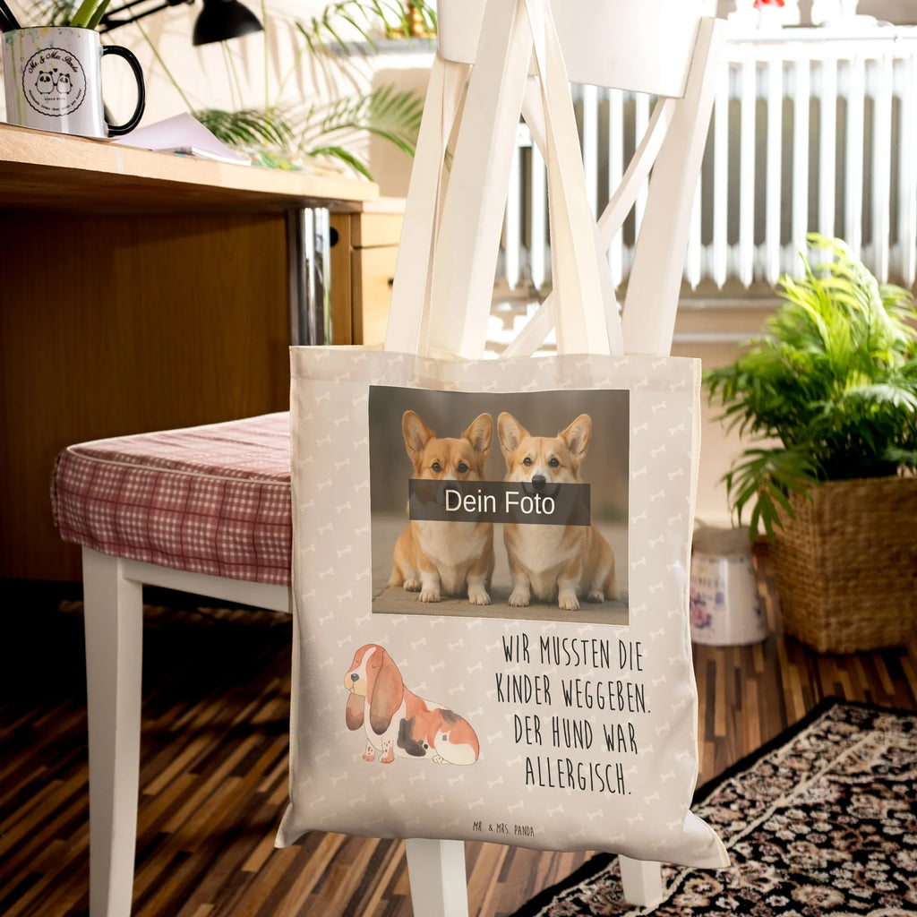 Personalisierte Foto Einkaufstasche Hund Basset Hound Tragetasche Mit Foto, Tragetasche Für Schule Mit Bild, Tragetasche Mit Eigenem Bild, Faltbare Tragetasche Mit Foto, Baumwolltasche Mit Foto, Leinentasche Mit Bild, Tragetasche Als Geschenk Mit Foto, Jutetasche Mit Wunschfoto, Tragetasche Mit Fotodruck, Tragetasche Für Kinder Mit Foto, Personalisierte Tragetasche Mit Foto, Tragetasche Mit Wunschfoto, Große Tragetasche Mit Bild, Tragetasche Bedruckt Mit Foto, Tragetasche Mit Foto Und Namen, Tragetasche Mit Motiv Und Foto, Tragetasche Selbst Gestalten Mit Foto, Tragetasche Für Einkäufe Mit Foto, Tragetasche Modern Mit Fotodruck, Kleine Tragetasche Mit Wunschfoto, Tragetasche Für Damen Mit Wunschfoto, Einkaufstasche Mit Bild, Tragetasche Für Büro Mit Foto, Lustige Tragetasche Mit Foto, Wiederverwendbare Tragetasche Mit Wunschfoto, Nachhaltige Tragetasche Mit Foto, Bunte Tragetasche Mit Bild, Design Tragetasche Mit Bild, Tragetasche Für Alltag Mit Bild, Tragetasche Für Herren Mit Bild, Stofftasche Mit Foto, Tragetasche Mit Bild Und Text, Umweltfreundliche Tragetasche Mit Bild, Vintage Tragetasche Mit Foto, Hund, Hundemotiv, Haustier, Hunderasse, Tierliebhaber, Hundebesitzer, Sprüche, Basset, Basset Hound, Hundeliebe, kinderlos