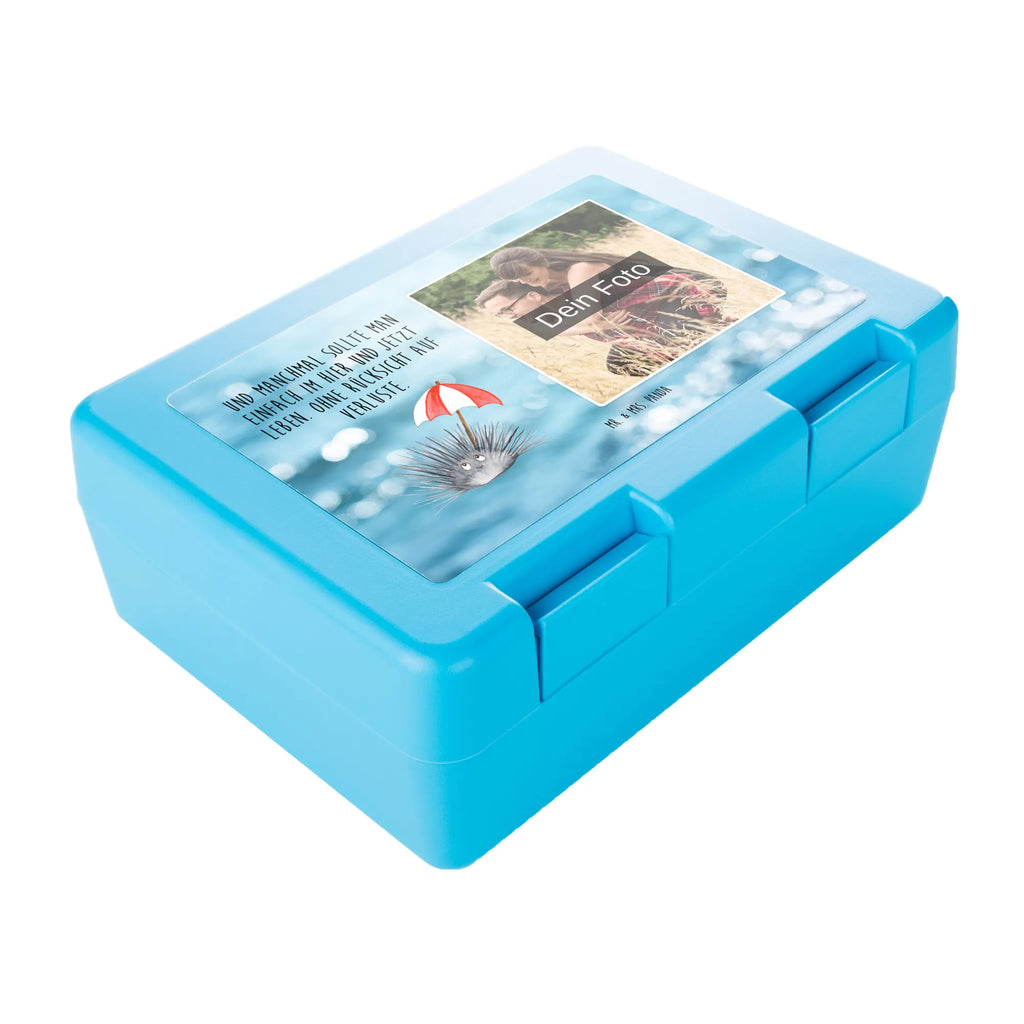 Personalisierte Foto Brotdose Seeigel Brotdose Für Jungen Mit Bild, Brotdose Schule Mit Foto, Personalisierte Brotdose Mit Foto, Foto Brotdose, Brotdose Kindergarten Mit Wunschbild, Brotdose Für Unterwegs Mit Wunschfoto, Brotdose Mit Foto Und Wunschtext, Lustige Brotdose Mit Eigenem Foto, Jausenbox Mit Eigenem Bild, Vesperdose Mit Bild, Geschenk Brotdose Mit Foto, Design Brotdose Mit Wunschfoto, Pausenbrotbox Mit Wunschfoto, Frühstücksdose Mit Foto, Brotdose Mit Wunschfoto, Lunchbox Mit Foto, Brotdose Mit Eigenem Bild, Brotbox Mit Foto, Wiederverwendbare Brotdose Mit Foto, Brotdose Kita Mit Foto, Auslaufsichere Brotdose Mit Foto, Nachhaltige Brotdose Mit Foto, BPA-Freie Brotdose Mit Bild, Butterbrotdose Mit Bild, Edelstahl Brotdose Mit Foto, Brotdose Erwachsene Mit Bild, Brotdose Für Mädchen Mit Foto, Brotdose Bedruckt Mit Foto, Vesperbox Mit Foto, Brotdose Selbst Gestalten Mit Foto, Snackbox Mit Bild, Kunststoff Brotdose Mit Bild, Brotdose Mit Bild Und Namen, Brotdose Kinder Mit Foto, Brotdose Büro Mit Foto, Essensdose Mit Wunschfoto, Brotdose Mit Foto, Meerestiere, Meer, Urlaub, Lebe, Achtsamkeit, Hier und Jetzt, Leben, Selbstliebe, Selbstakzeptanz, Seeigel